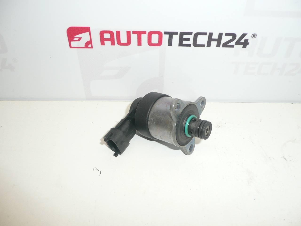 Regulator de presiune Bosch 1.4 1.6 HDI 1634149380