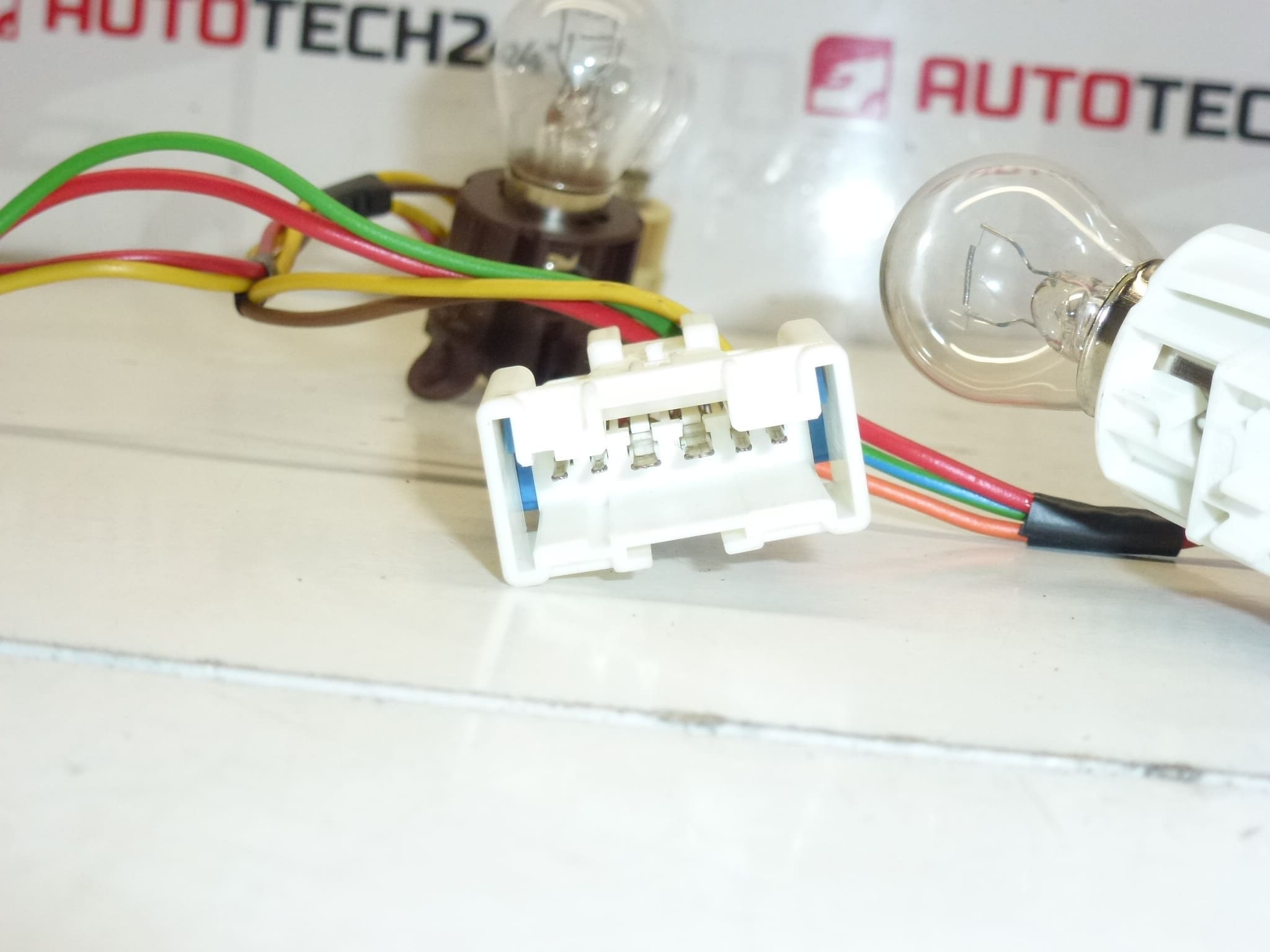 Cablajul pentru Lampa Spate Dreapta Peugeot 407 Sedan 6351HP - imagine 2