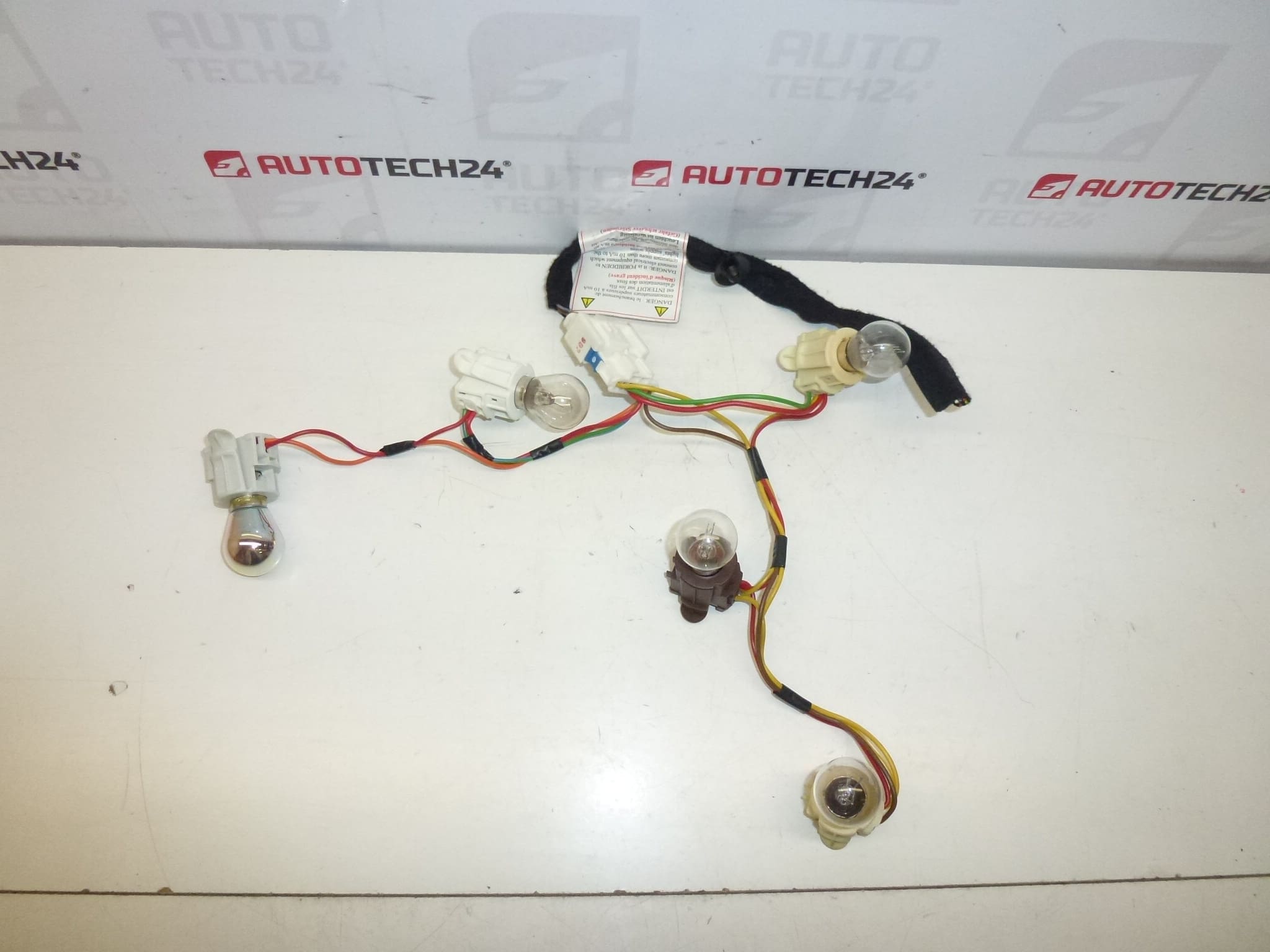 Cablaj lampa spate dreapta Peugeot 407 sedan 6351CP