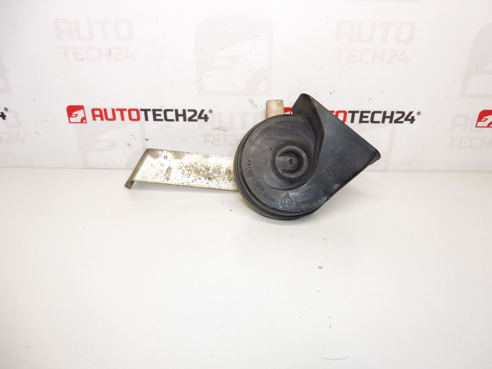 Claxon cu suport Peugeot 206+ 6236L6