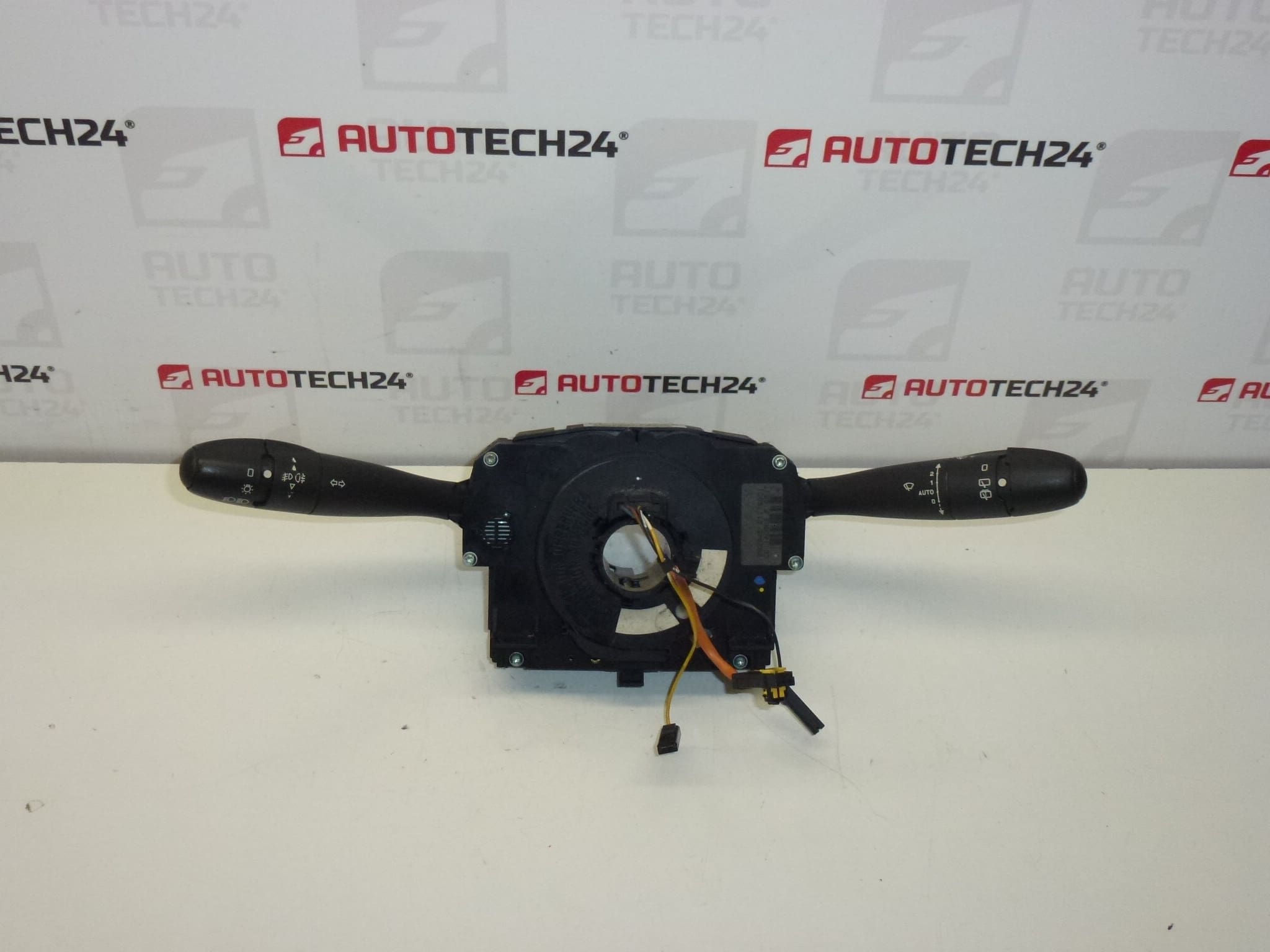 Comenzi manete Citroën C2 C3 96474011XT 6239EH