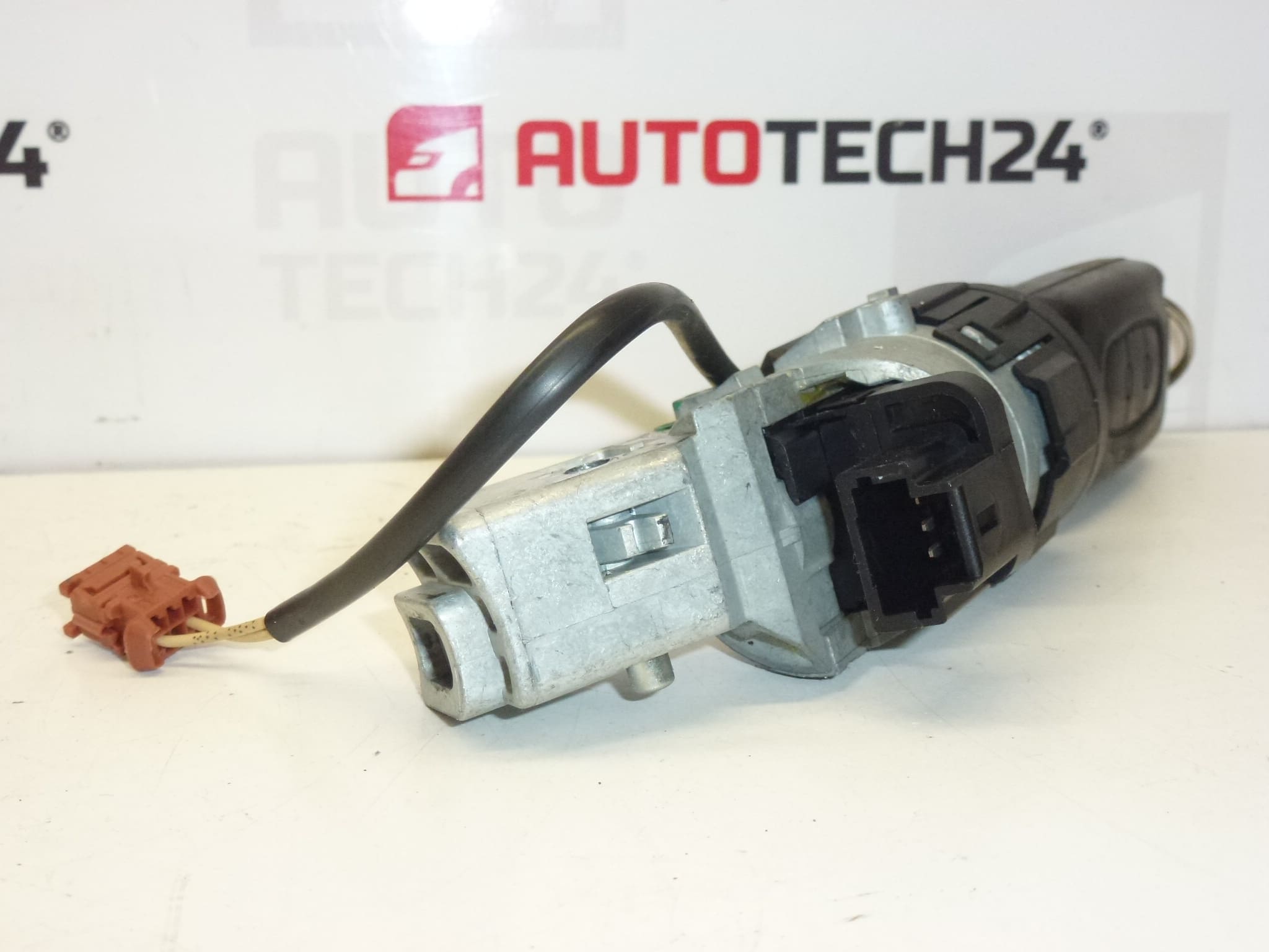 încuietoare ușii și două chei Citroën Peugeot 4162EQ 4162EA