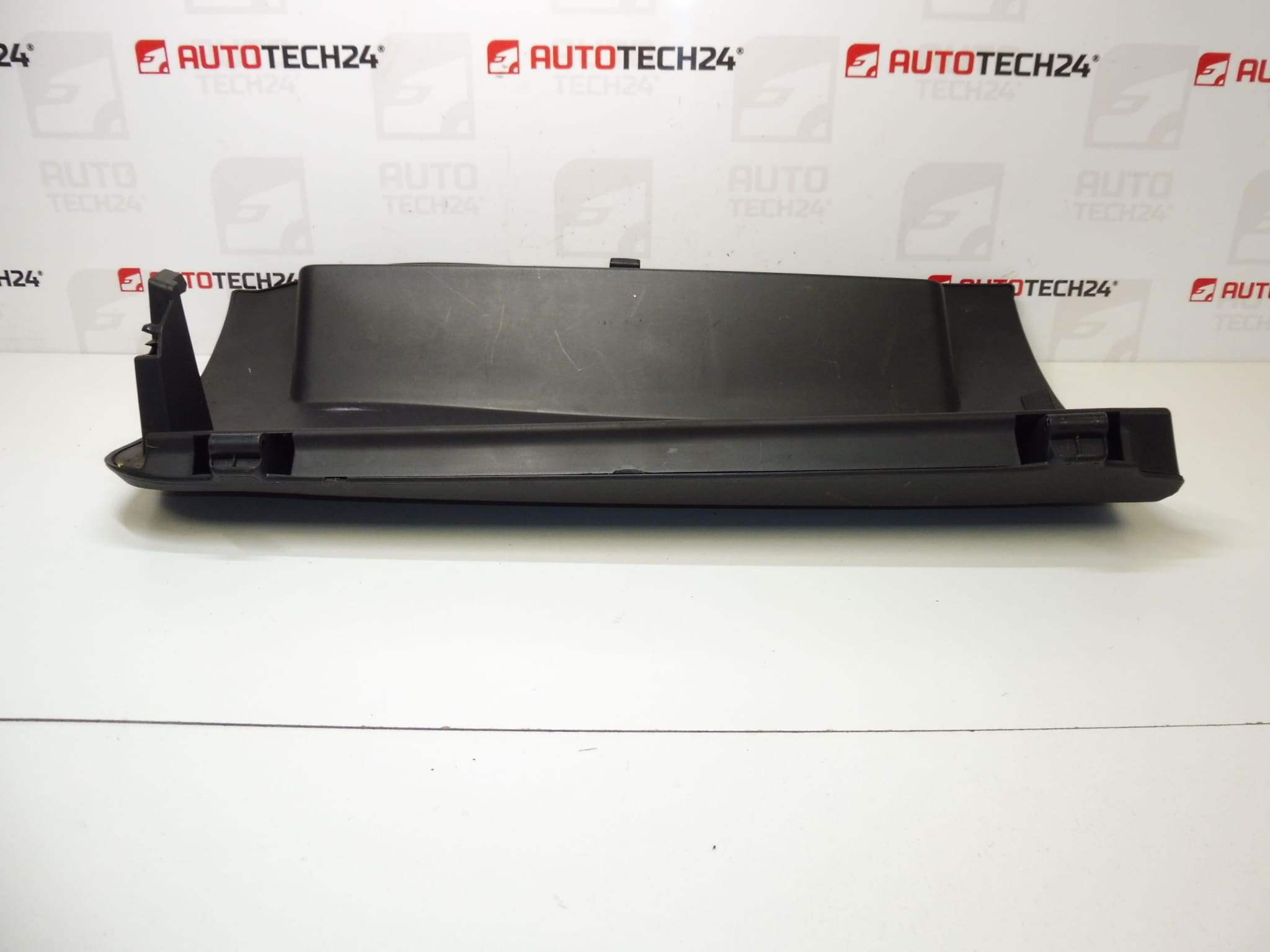 Cutie de depozitare Citroën C4 Picasso 8218FG - imagine 2