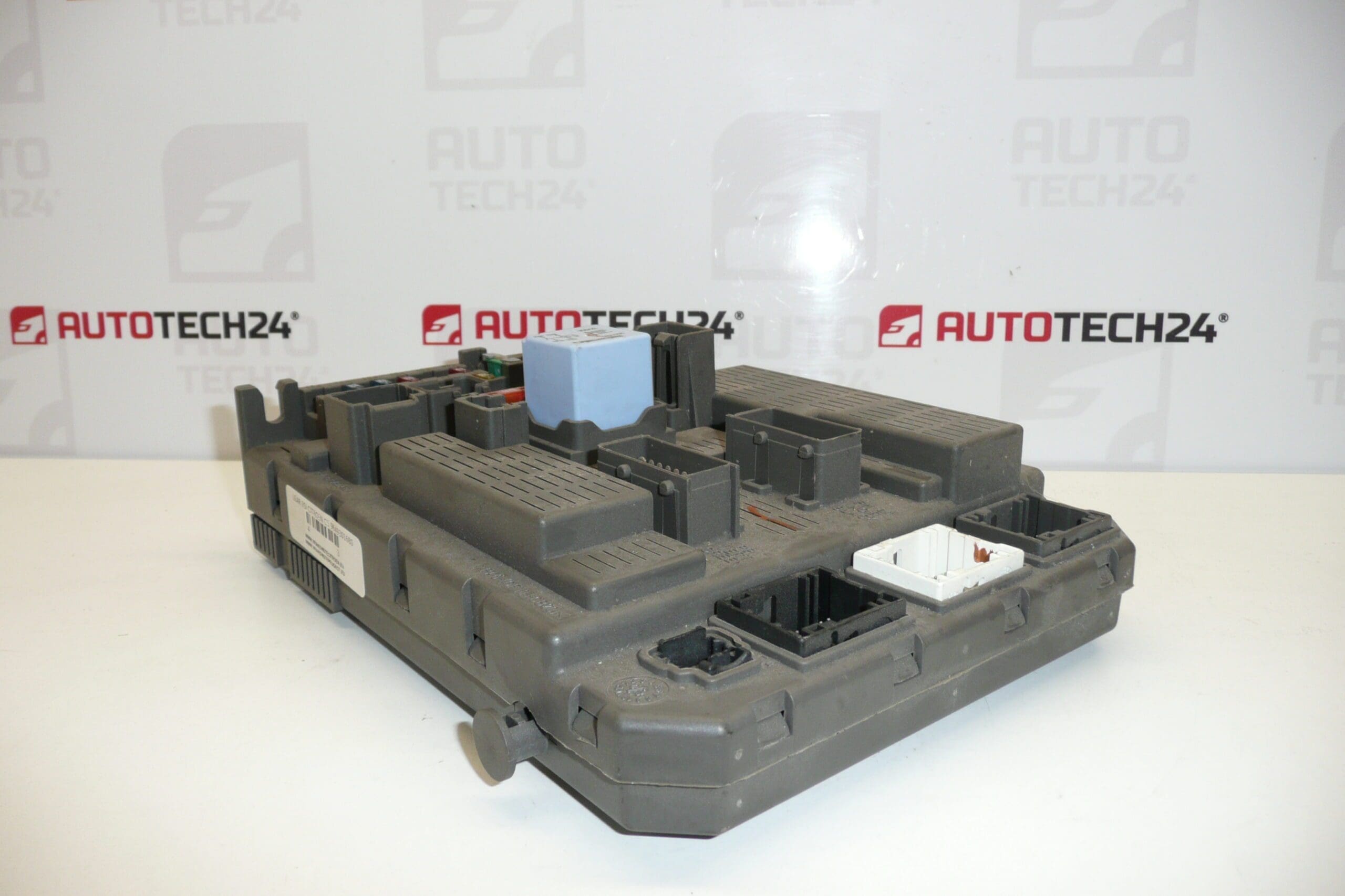 ECU LEAR BSI Citroën C8 Peugeot 807 9651938380 - imagine 2