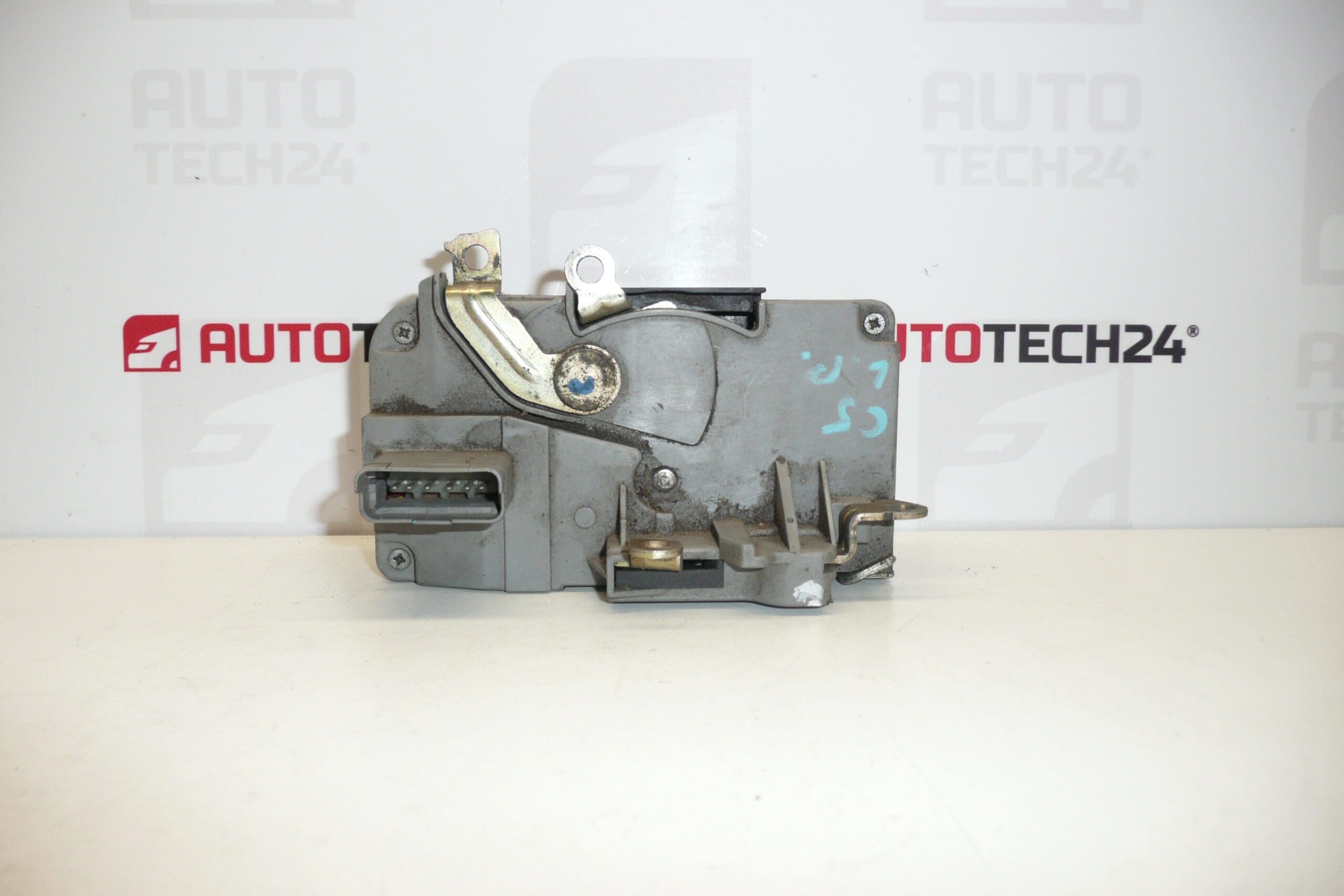 Încuietoare ușă față stânga Citroën C5 I/II 9135J1 - imagine 2