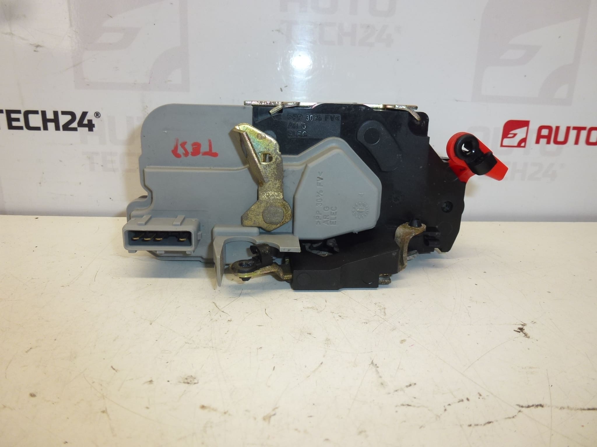 Inchidere portiera spate stanga Citroën Xsara 913769 II