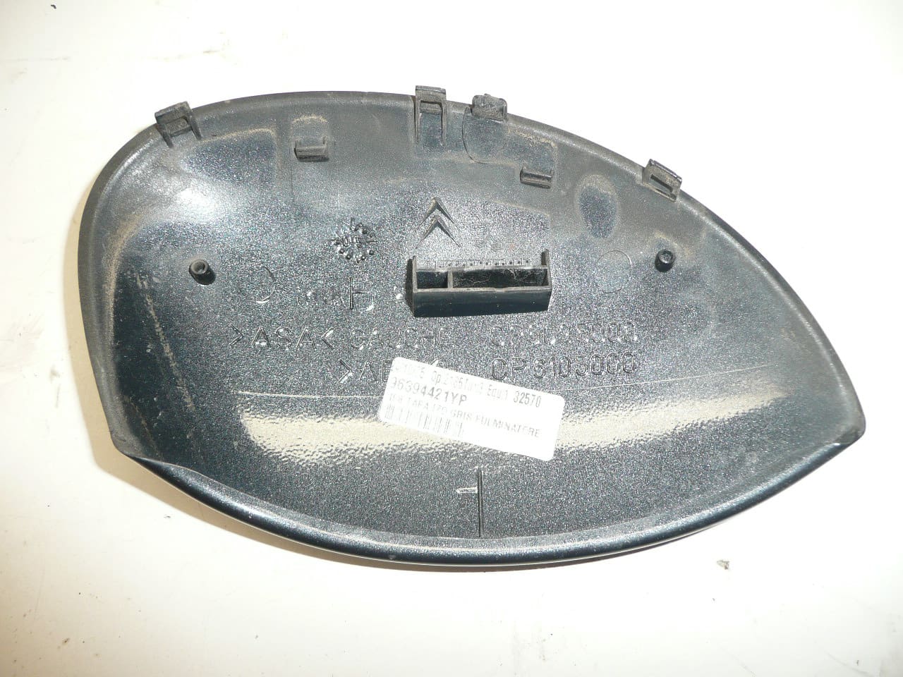 Capac L oglinda Citroën Xsara Picasso gri met. EYPC