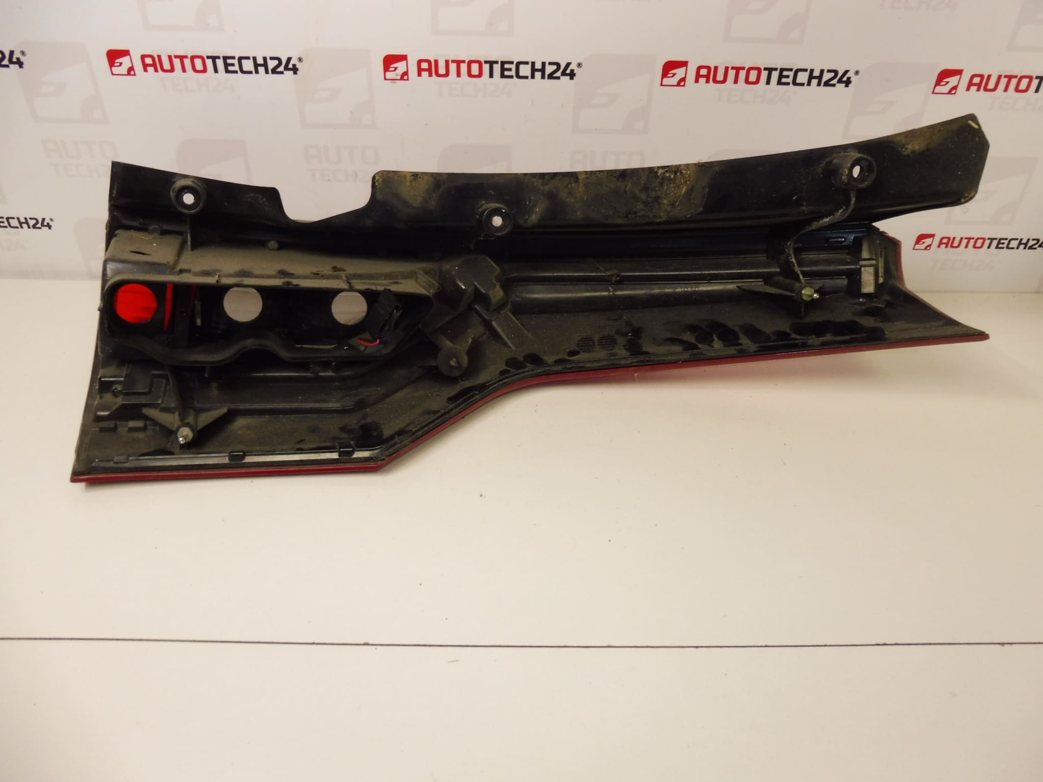 Lampa Spate Stânga Citroën C4 GRAND Picasso 6350AC - imagine 2