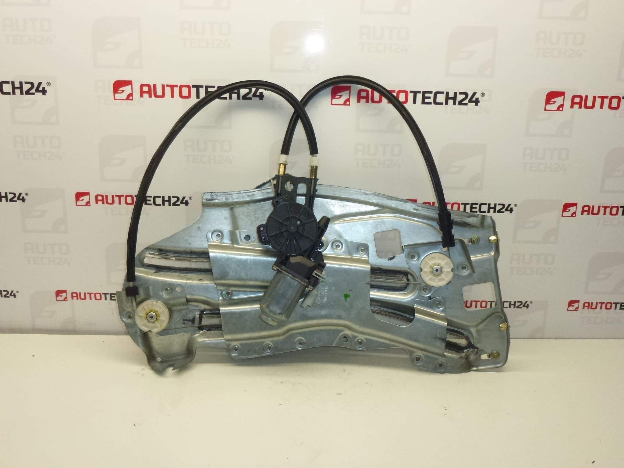 Mecanism lunetă stânga Citroën C3 PLURIEL 963071180D 922383