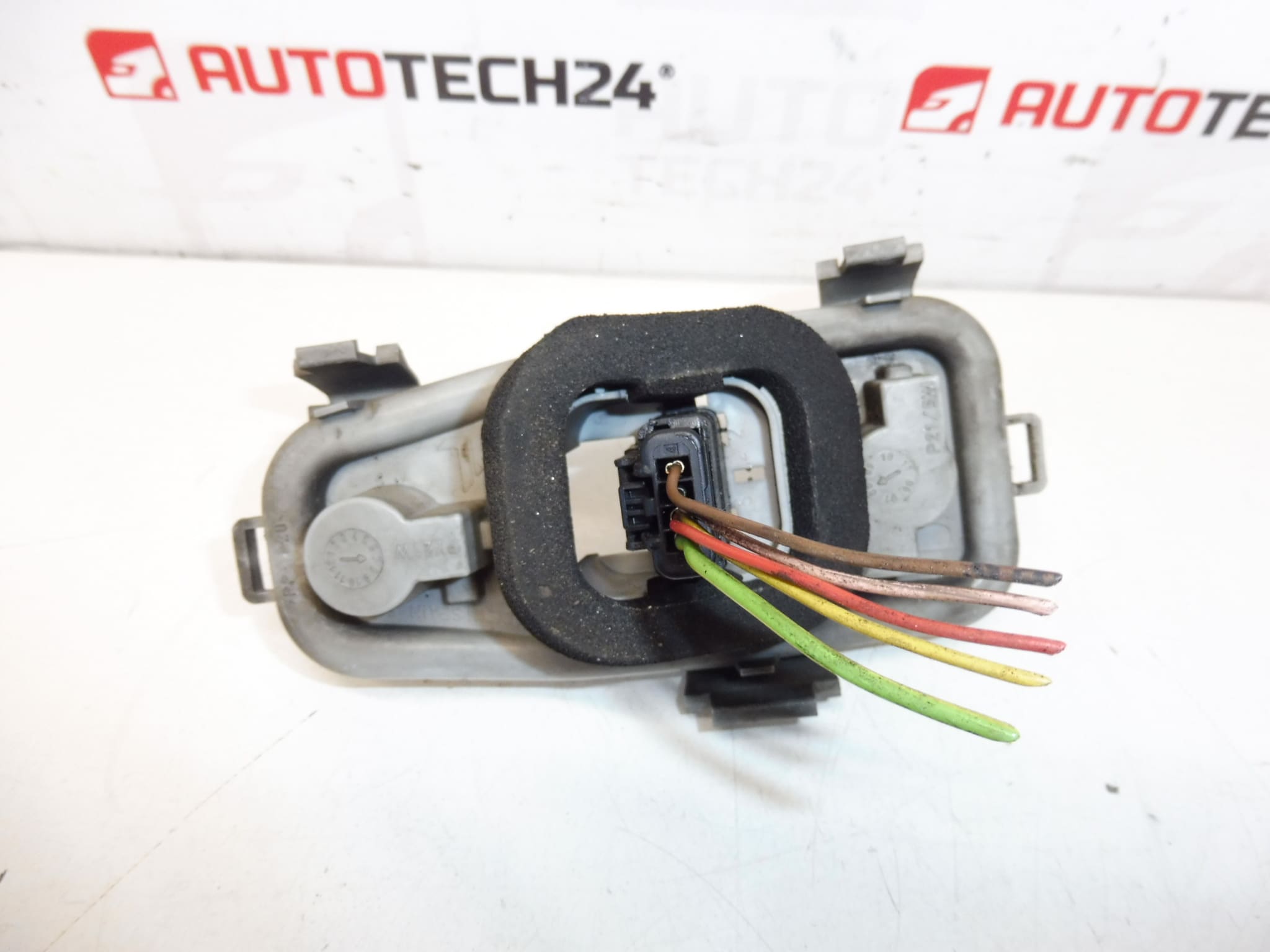 Suport Bec Lampă Spate Dreapta Aripă Citroën C4 Picasso 9653547480 6351CA - imagine 2