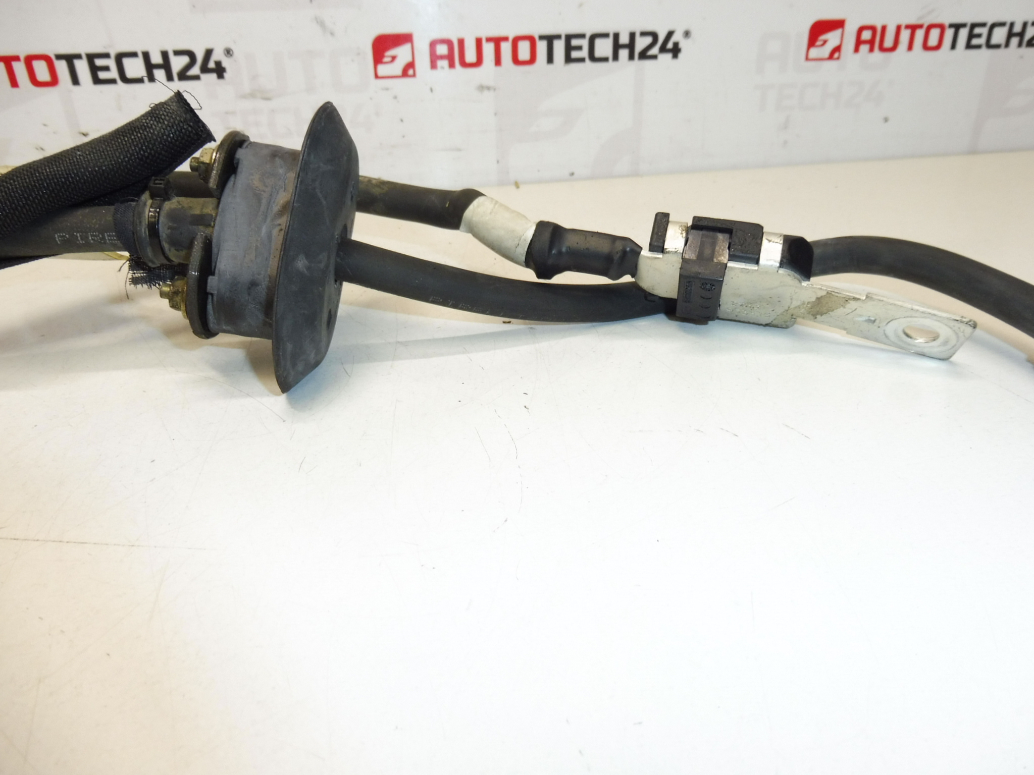 Cablu de conectare + stâlp în motor Citroën Peugeot 1484991080 5642Y3