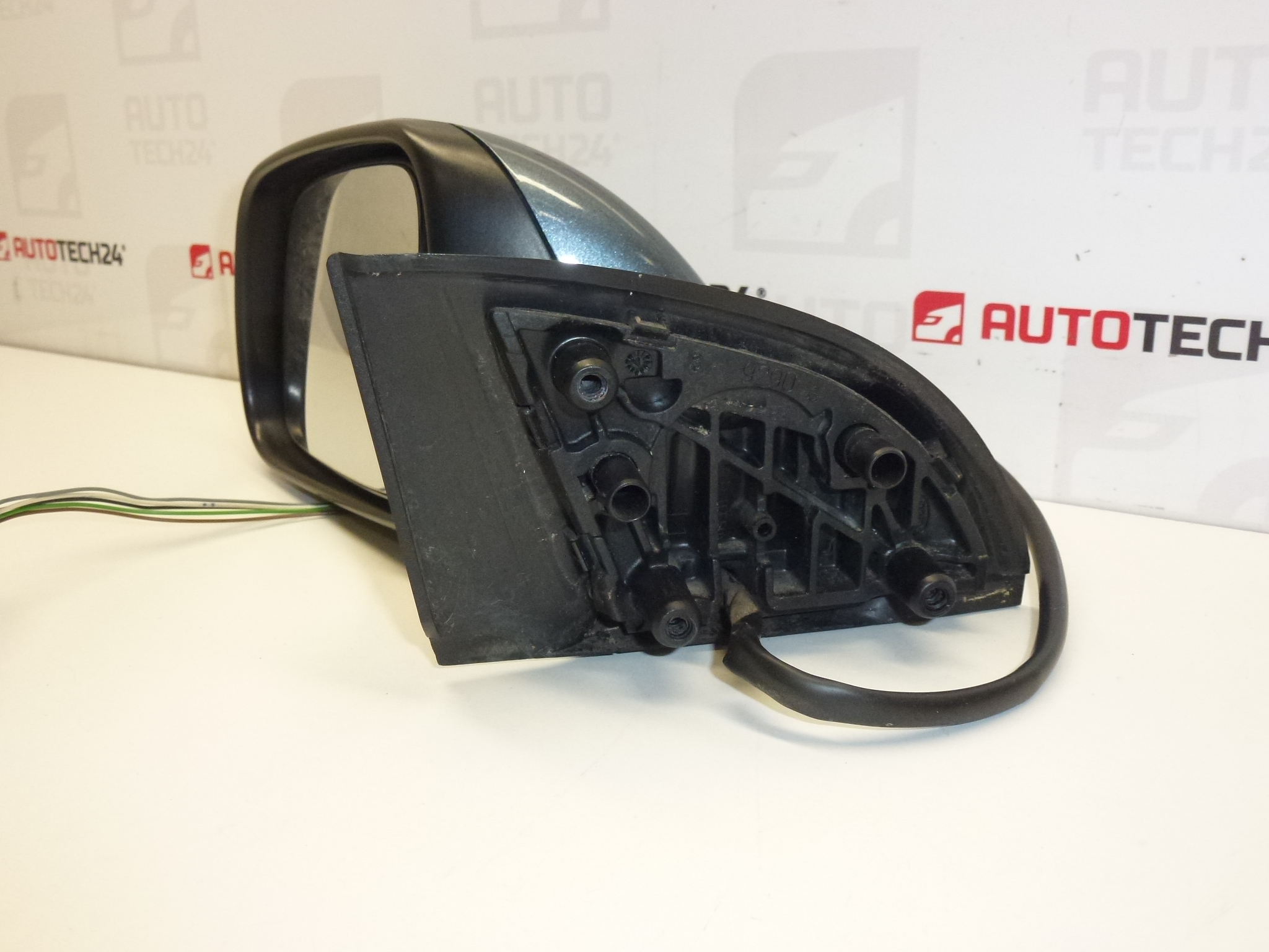 Oglinda stanga Peugeot 307 gri EZWD 8149AW