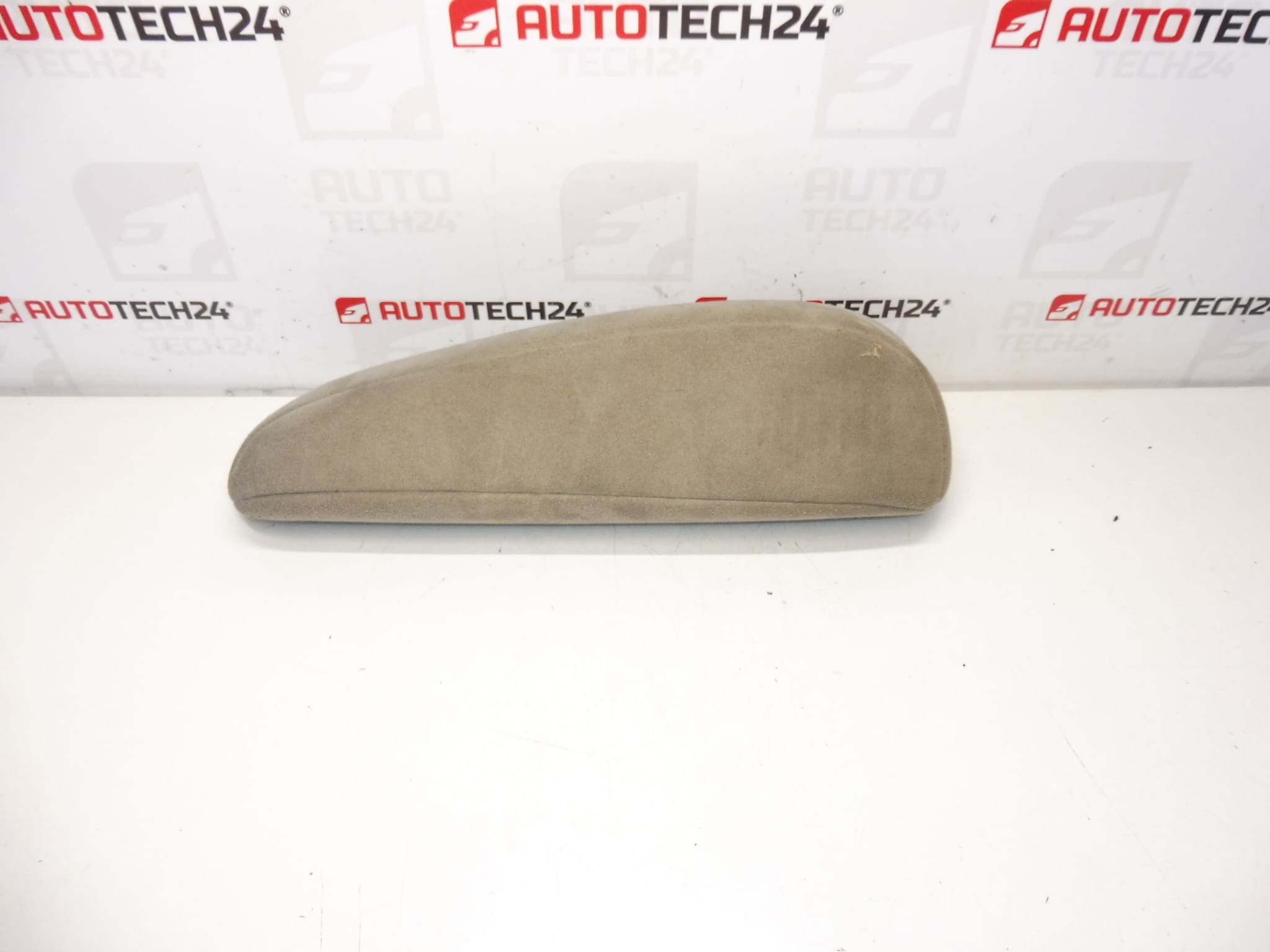 Alcantara Formrest Citroën C8 Peugeot 807 883066 Șofer