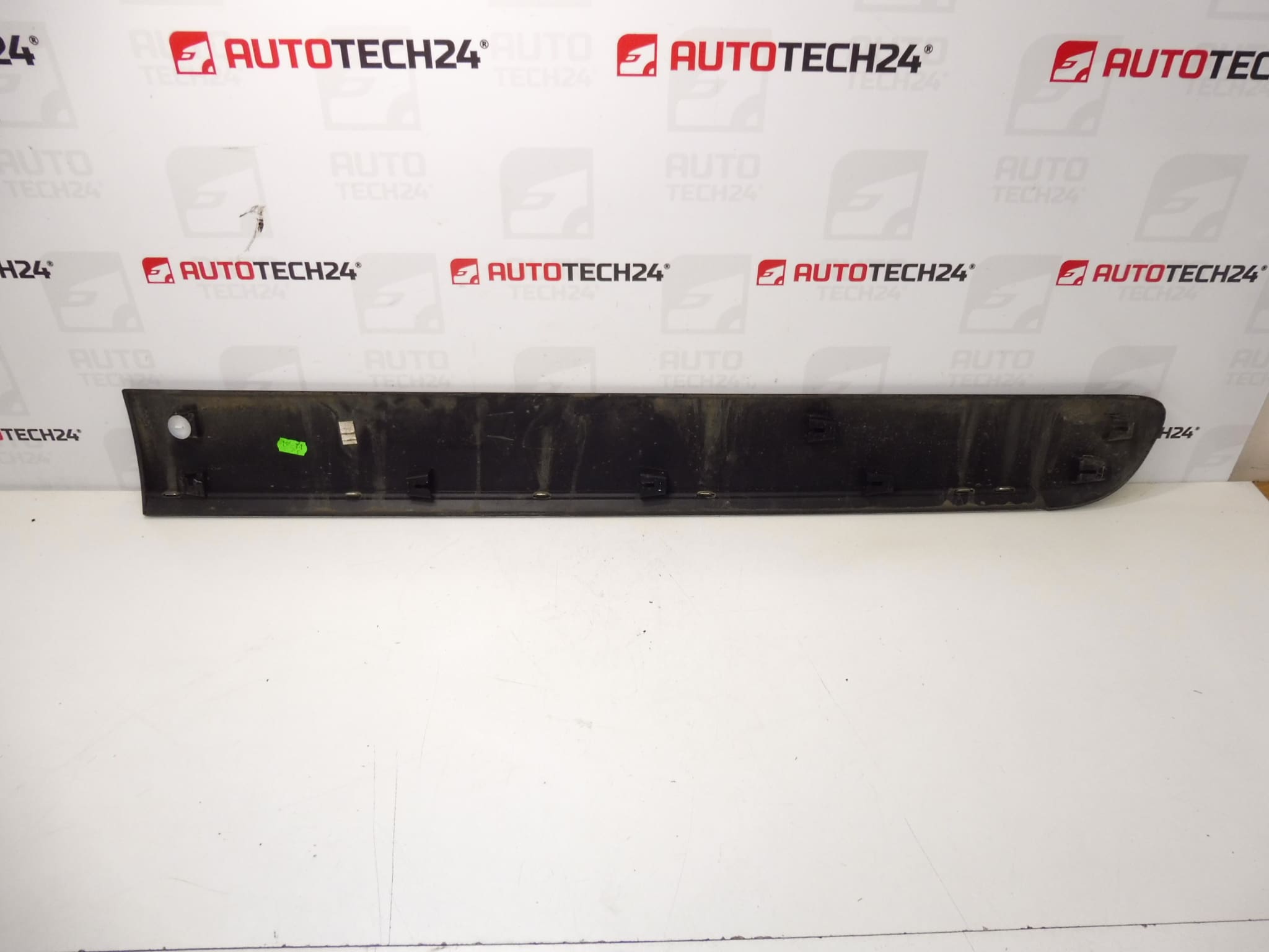 Listelă ușă dreaptă față pentru Citroën C3 Picasso 9686338177 8545HK - imagine 2