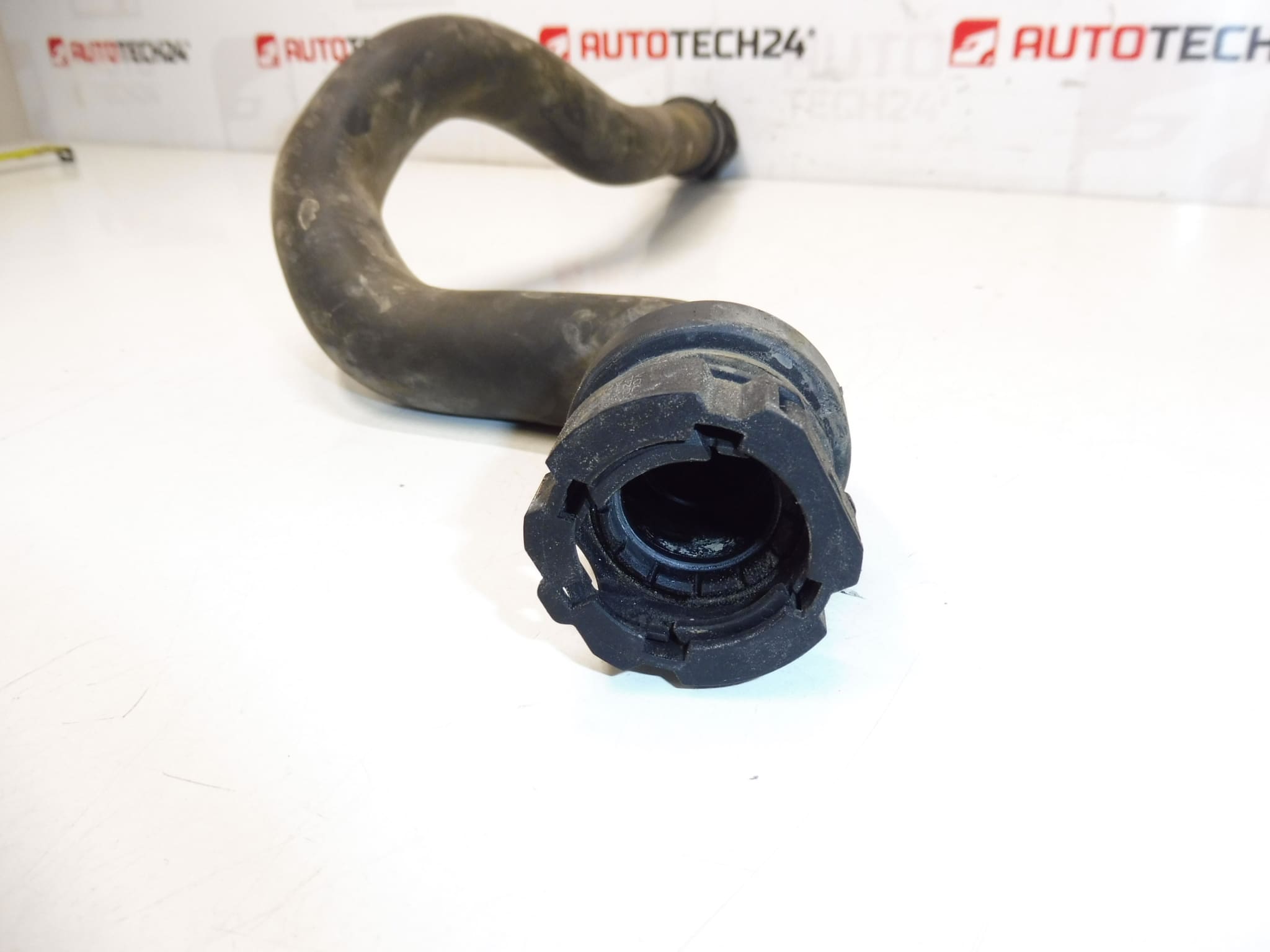 Furtun de apă Citroën Peugeot 1.6 HDI 6466CJ - imagine 2