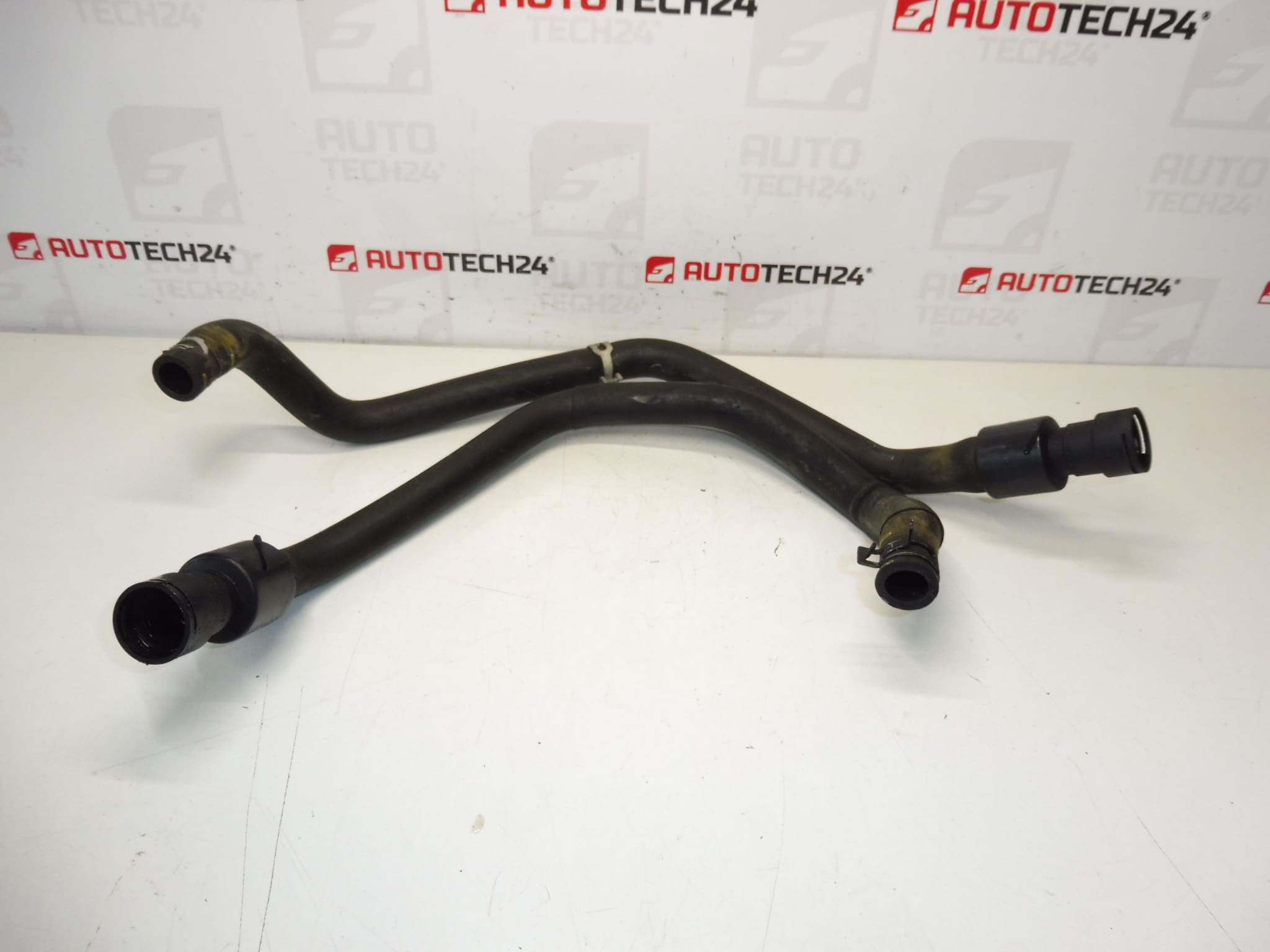 Furtun Apă Citroën Peugeot 2.2 HDI 1343FL 1343FS - imagine 2