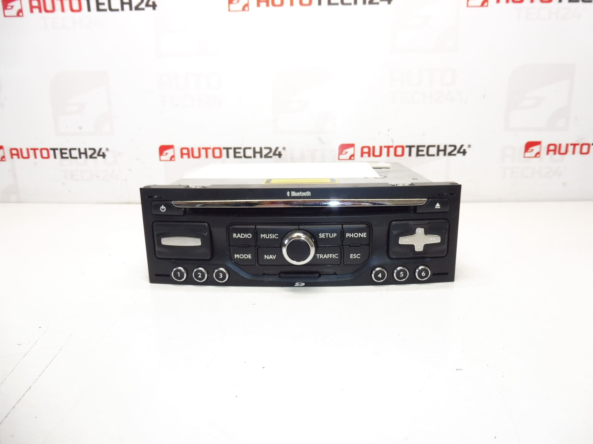 Radio auto Harman Becker RNEG 96778674XT 16096058XT