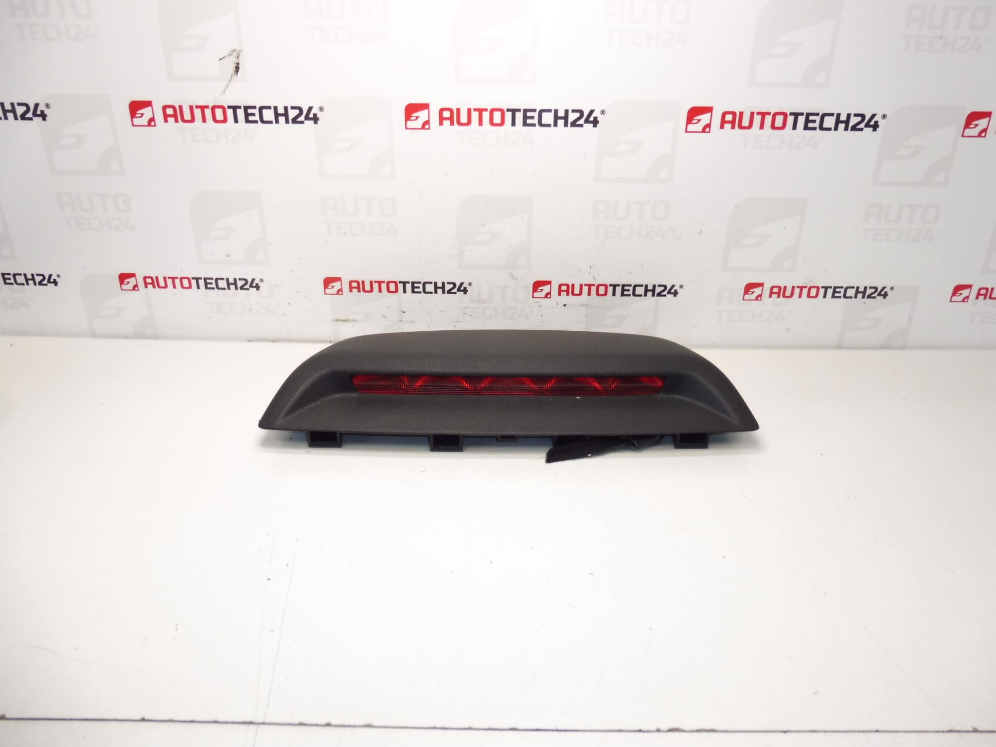 3. Peugeot 301 C-Elysée 9675807280 98002823D