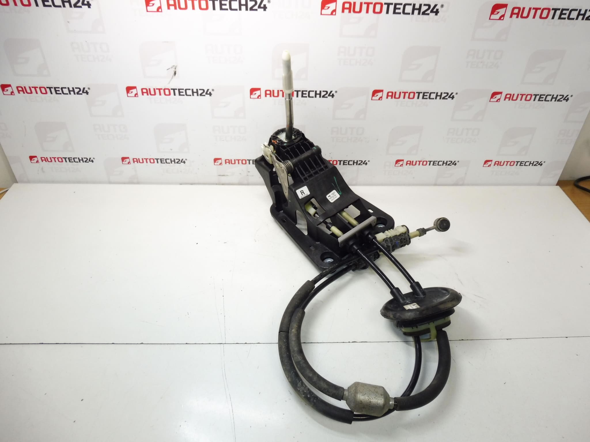 Citroën C3 DS3 Peugeot 9808161480 9837816580 SHIFT MOVER