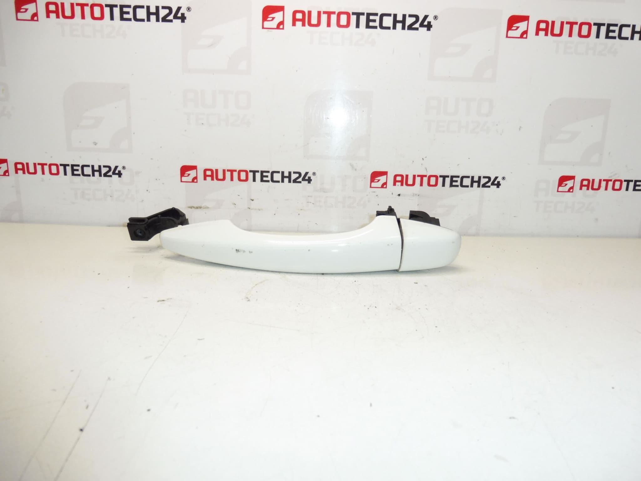 Mânerul ușii Citroën Peugeot DS EWP 9101LW