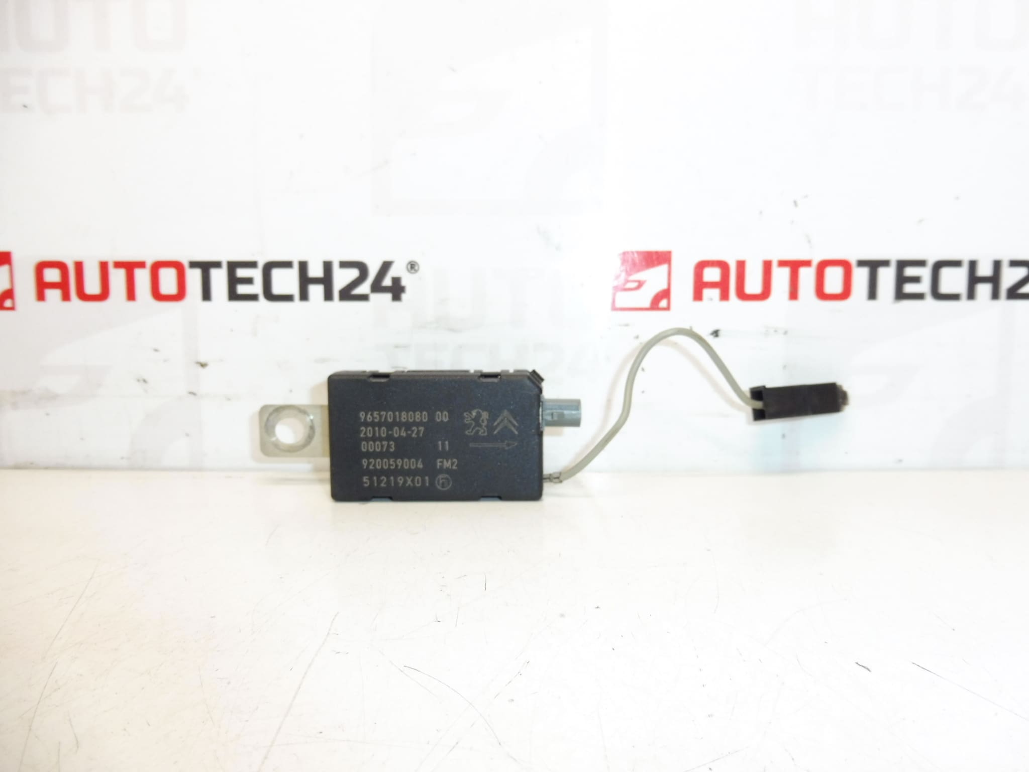 Modul de antenă FM2 Citroën Peugeot 9657018080