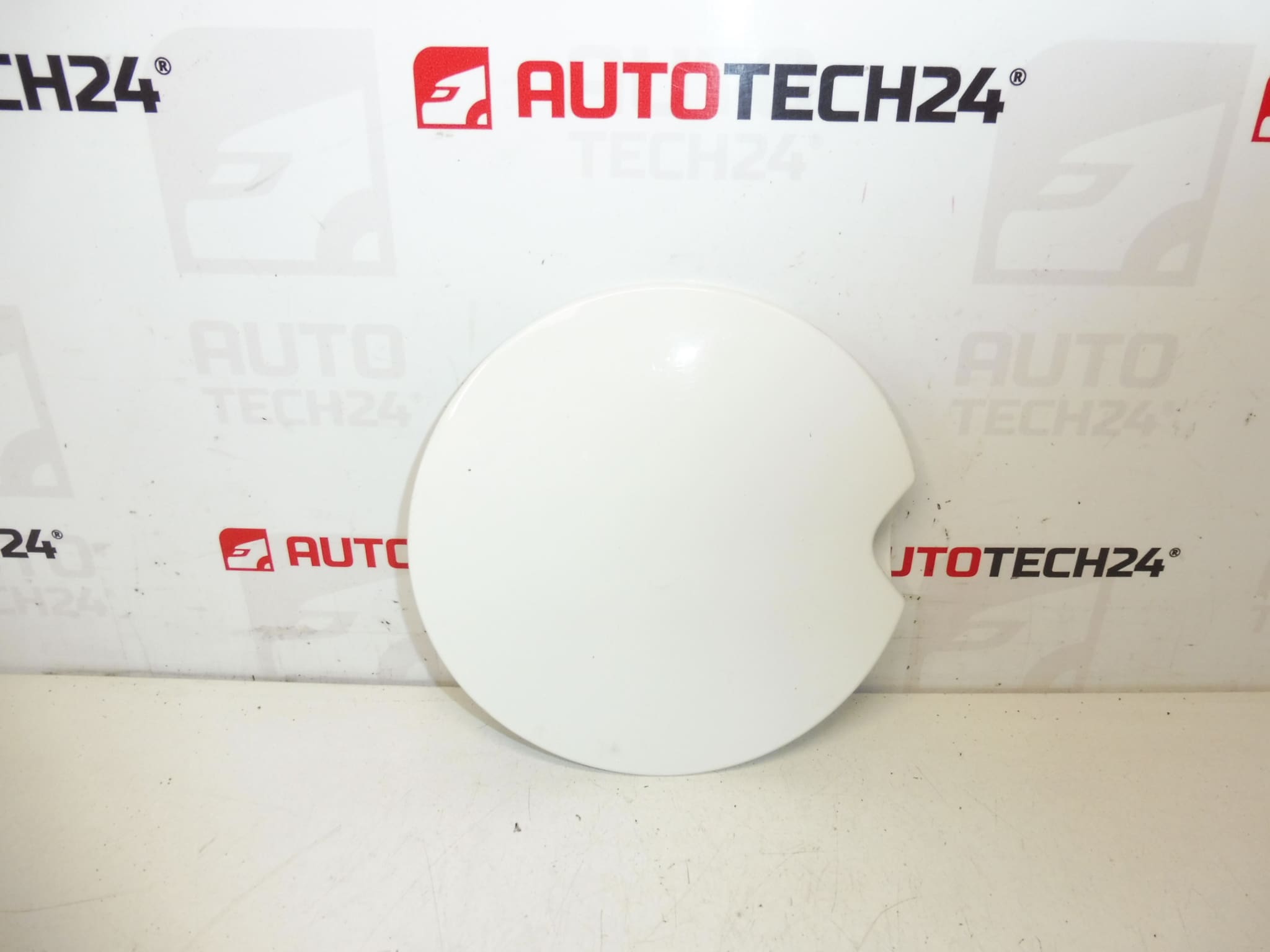 Peugeot 207 EWP 1517F2 COVER TANK