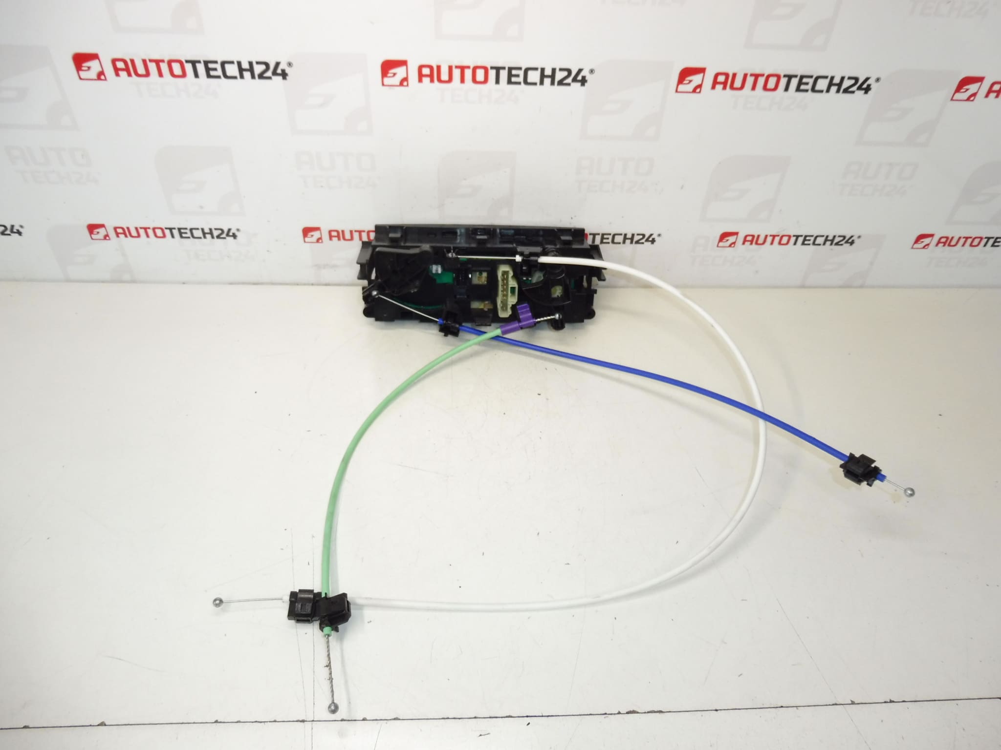 Controlul încălzirii Peugeot 207 N107402J 6452Q4 - imagine 2