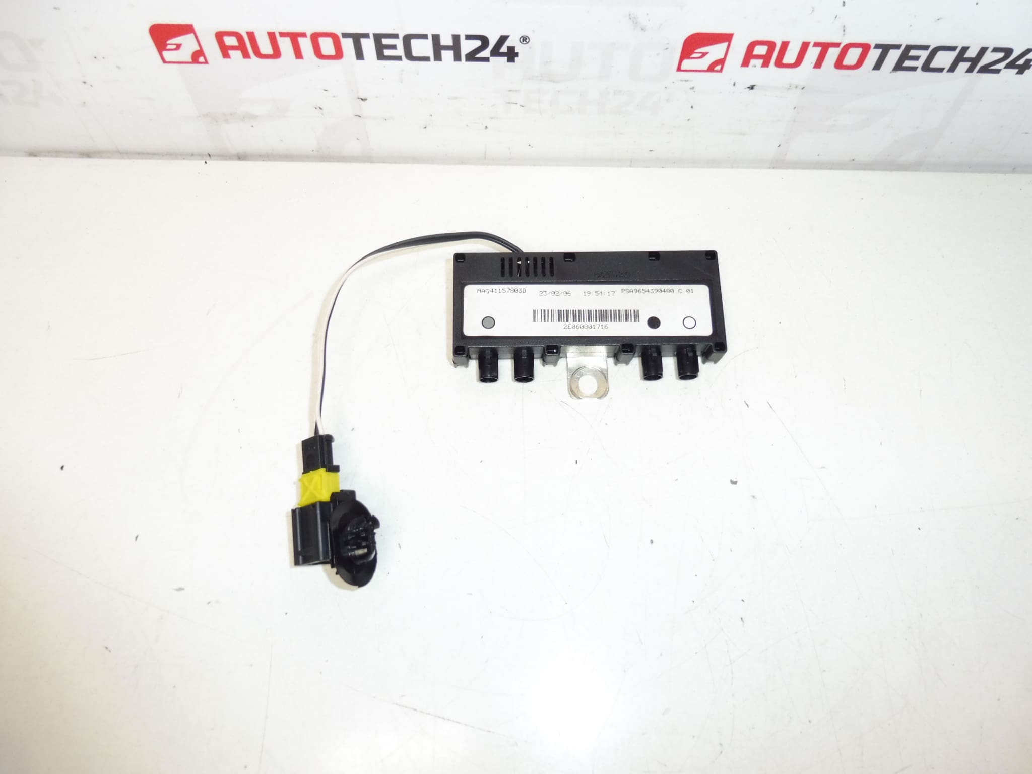 Adaptor de impedanță Peugeot 407 9654390480 6561T7
