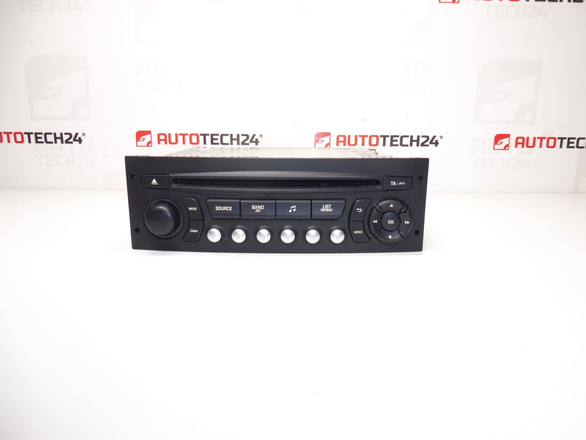 Radio auto cu CD Continental Citroën Peugeot 98032842XT 16112066XT