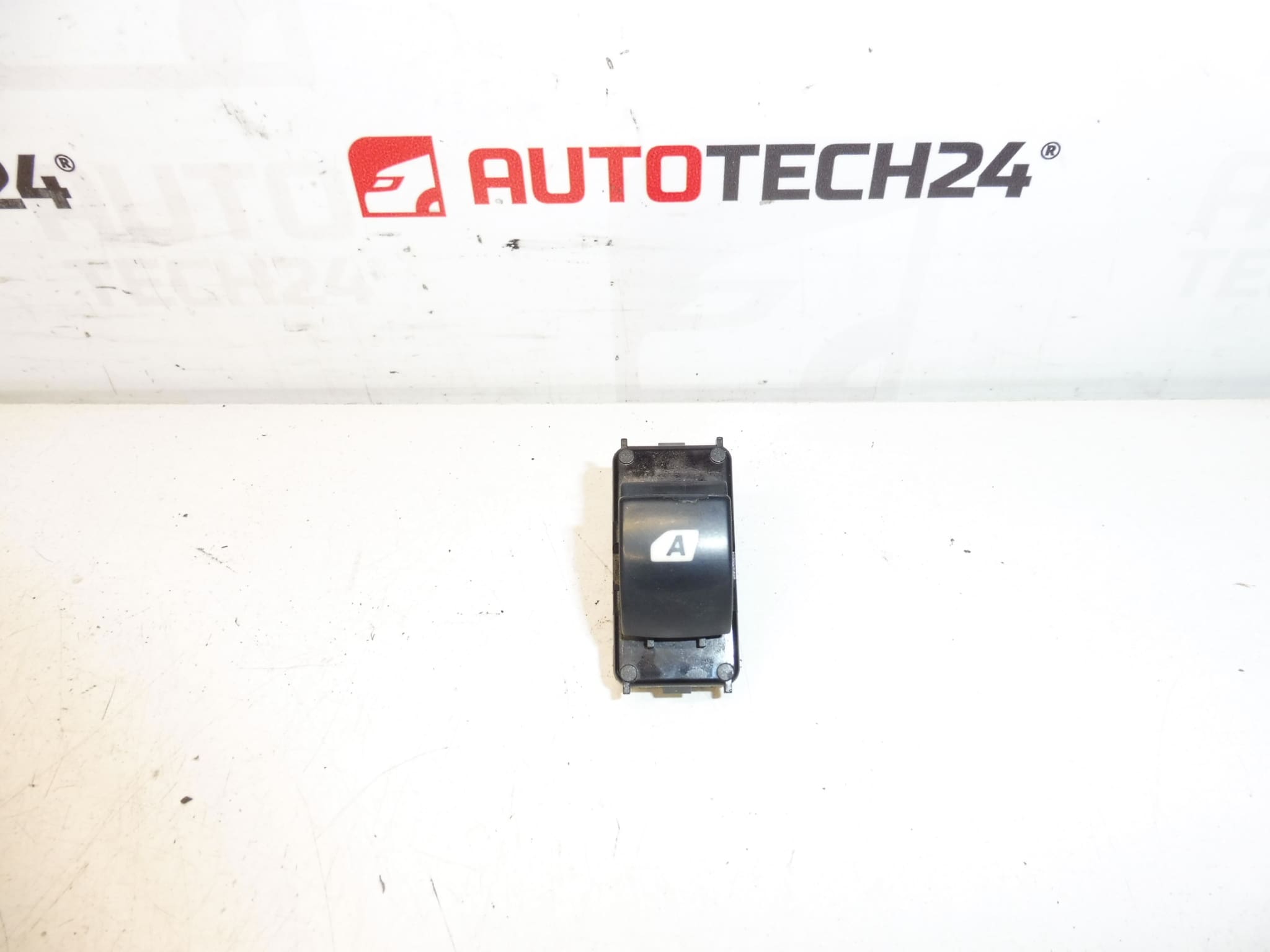 Citroen Peugeot 9666955077 6490HQ Control ferestre