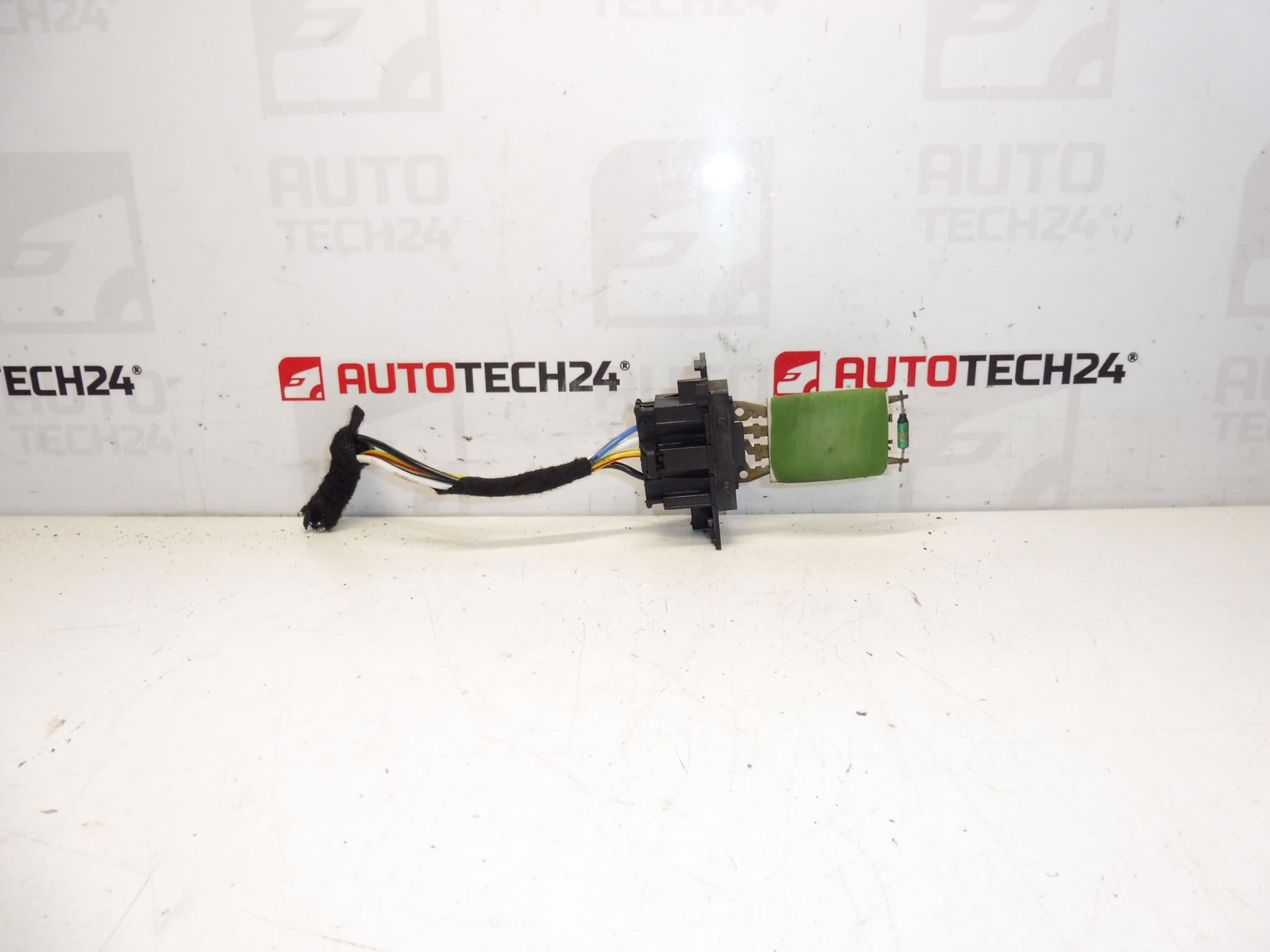 Controller de viteză a ventilatorului + Citroën Peugeot 648055