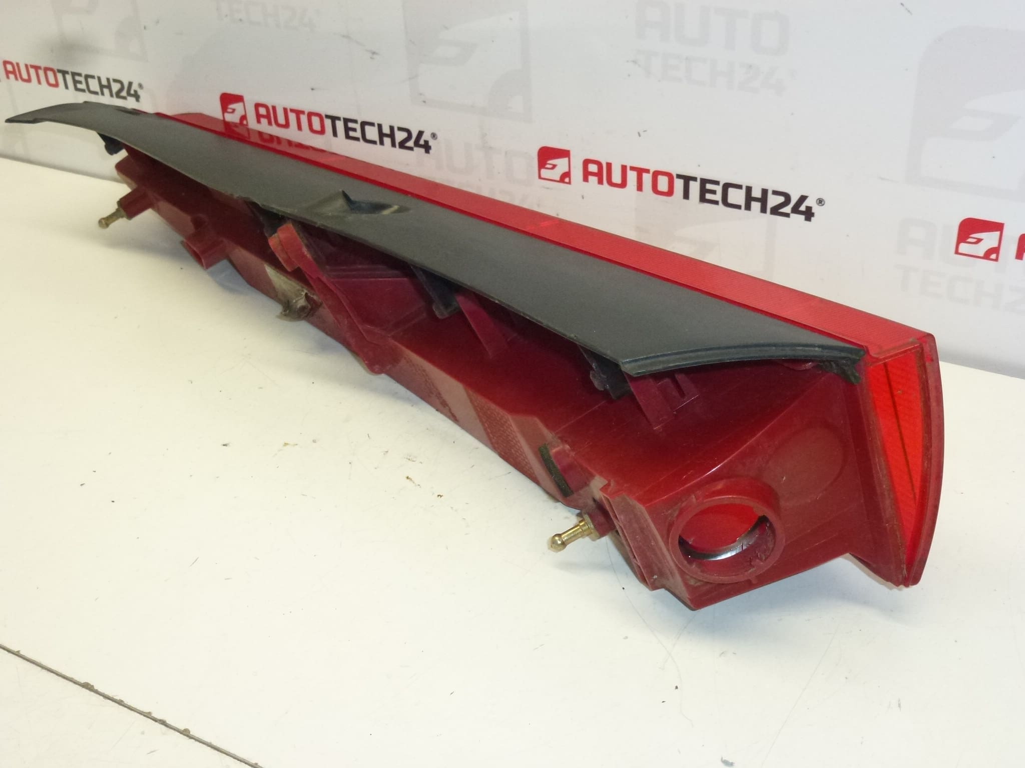 Lampă Spate Dreapta Superioară Citroën C5 I și II Break 9637356280 6351P9 - imagine 2