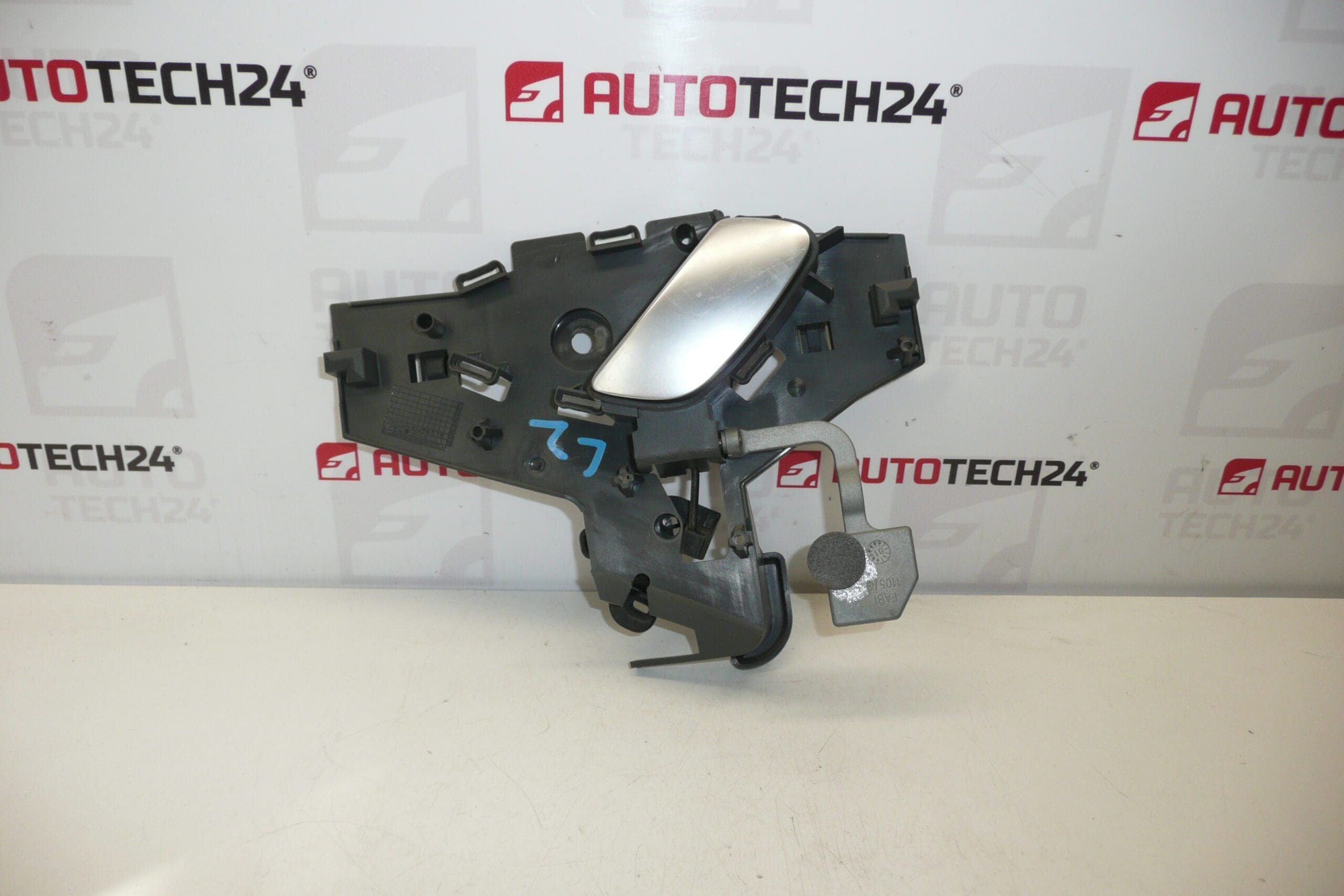 Mâner interior al portierei stânga spate Citroën C5 I și II 9641315777