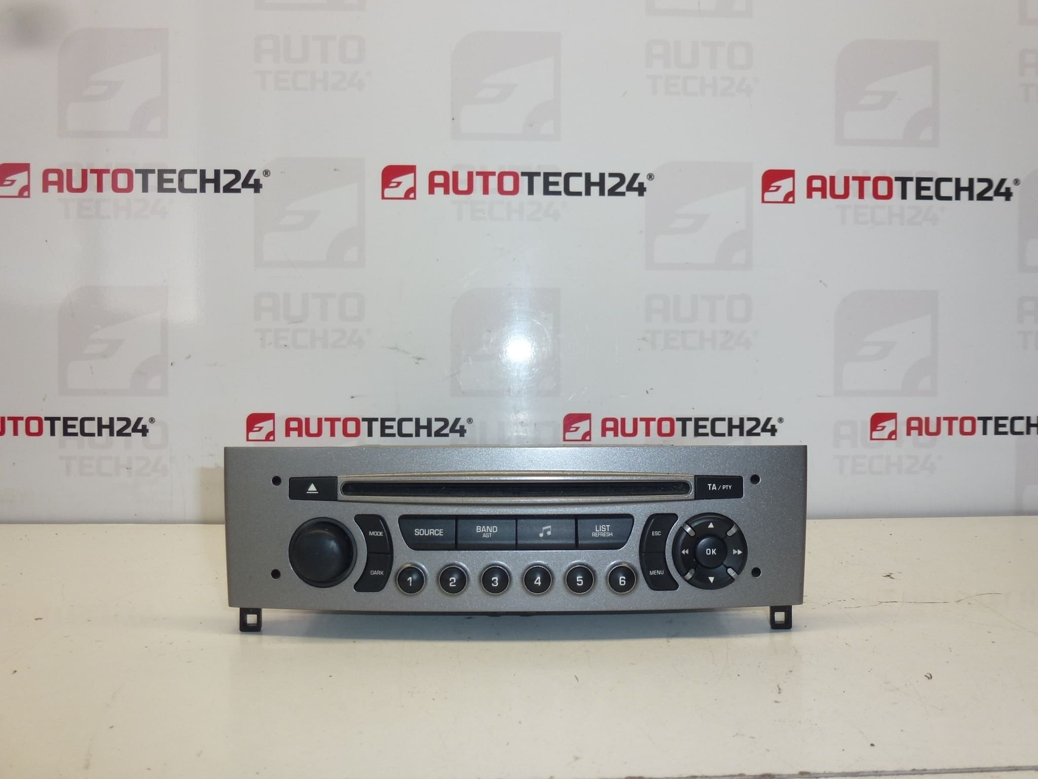 CD radio auto Continental RD4N1M Peugeot 308 96662671XH 6574QR