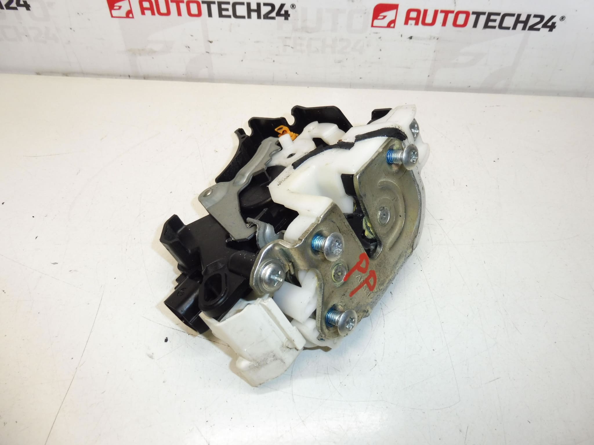 Citroën C-Crosser Peugeot 4007 9136CQ usa dreapta - imagine 2