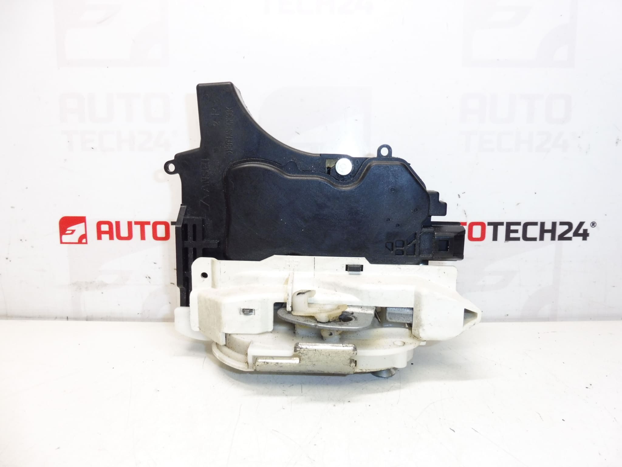 Citroën C-Crosser Peugeot 4007 9136CQ DOARTA DREPTUL DREPT