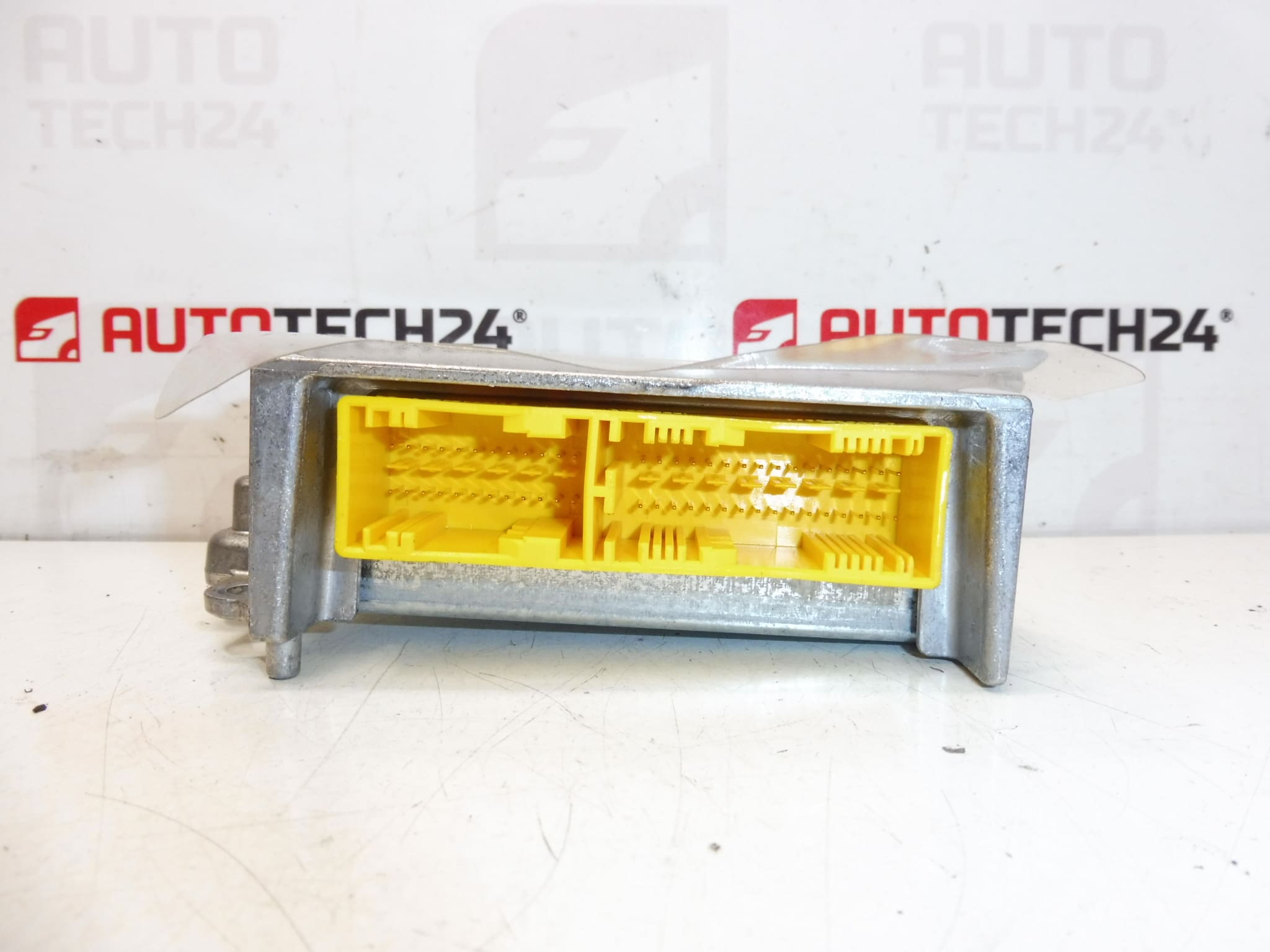 Citroën C-Crosser Peugeot 4007 P8635A053 6546Y666 - imagine 2