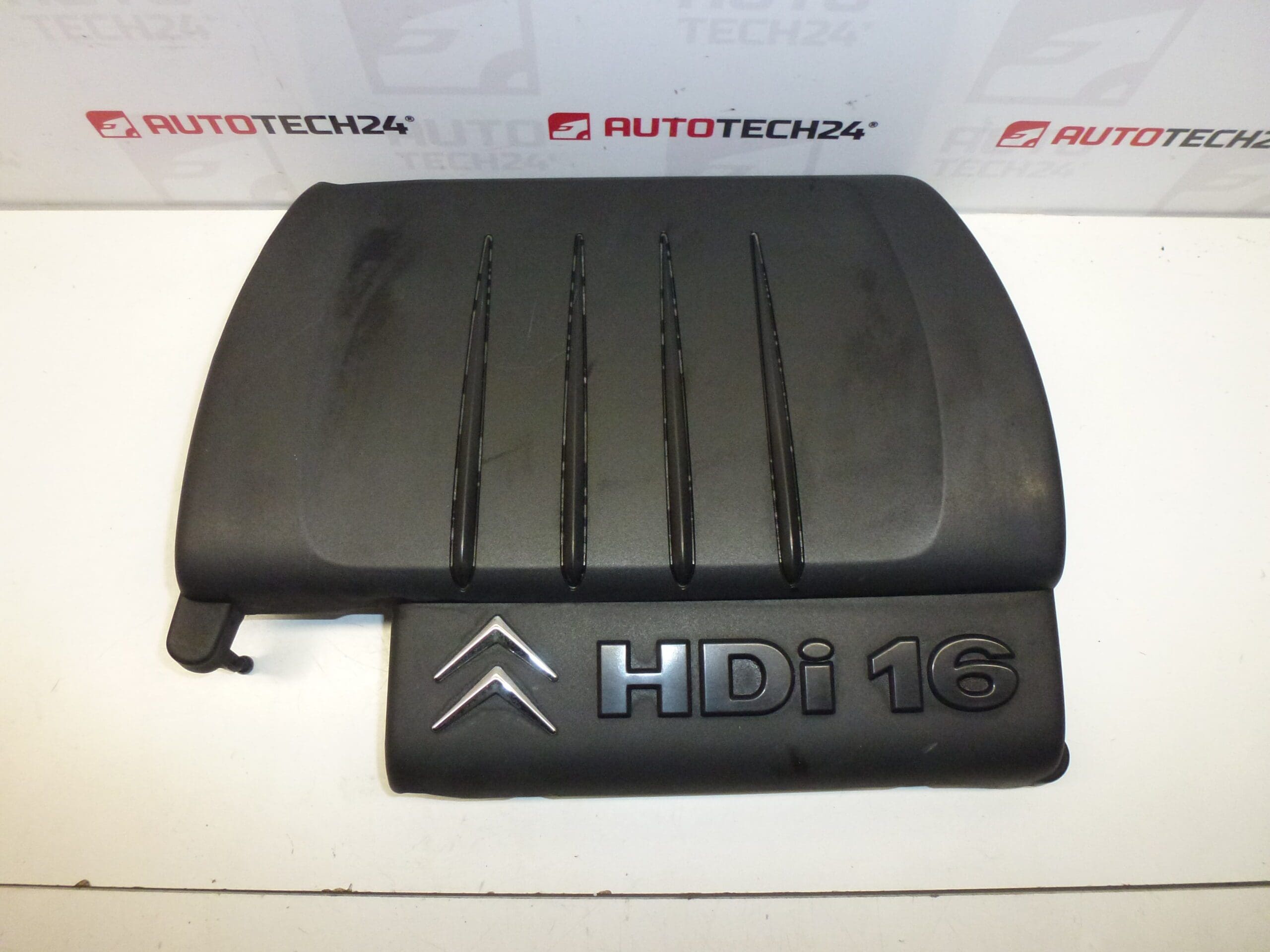 Capac motor 1.6 HDI Citroën 9659999980 0137E5