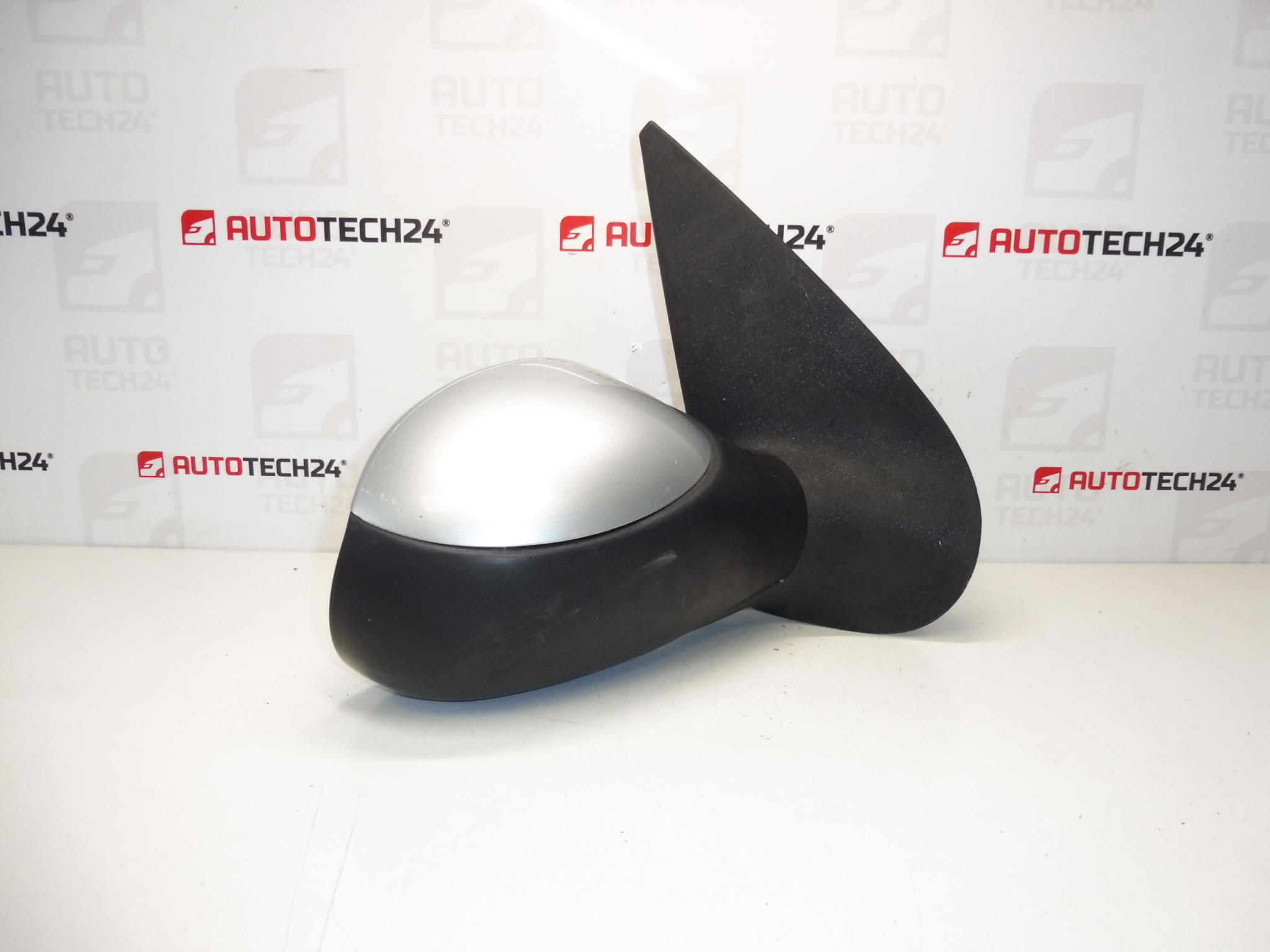 Oglinda dreapta Peugeot 206 EZRC 96432613XT 8154JC