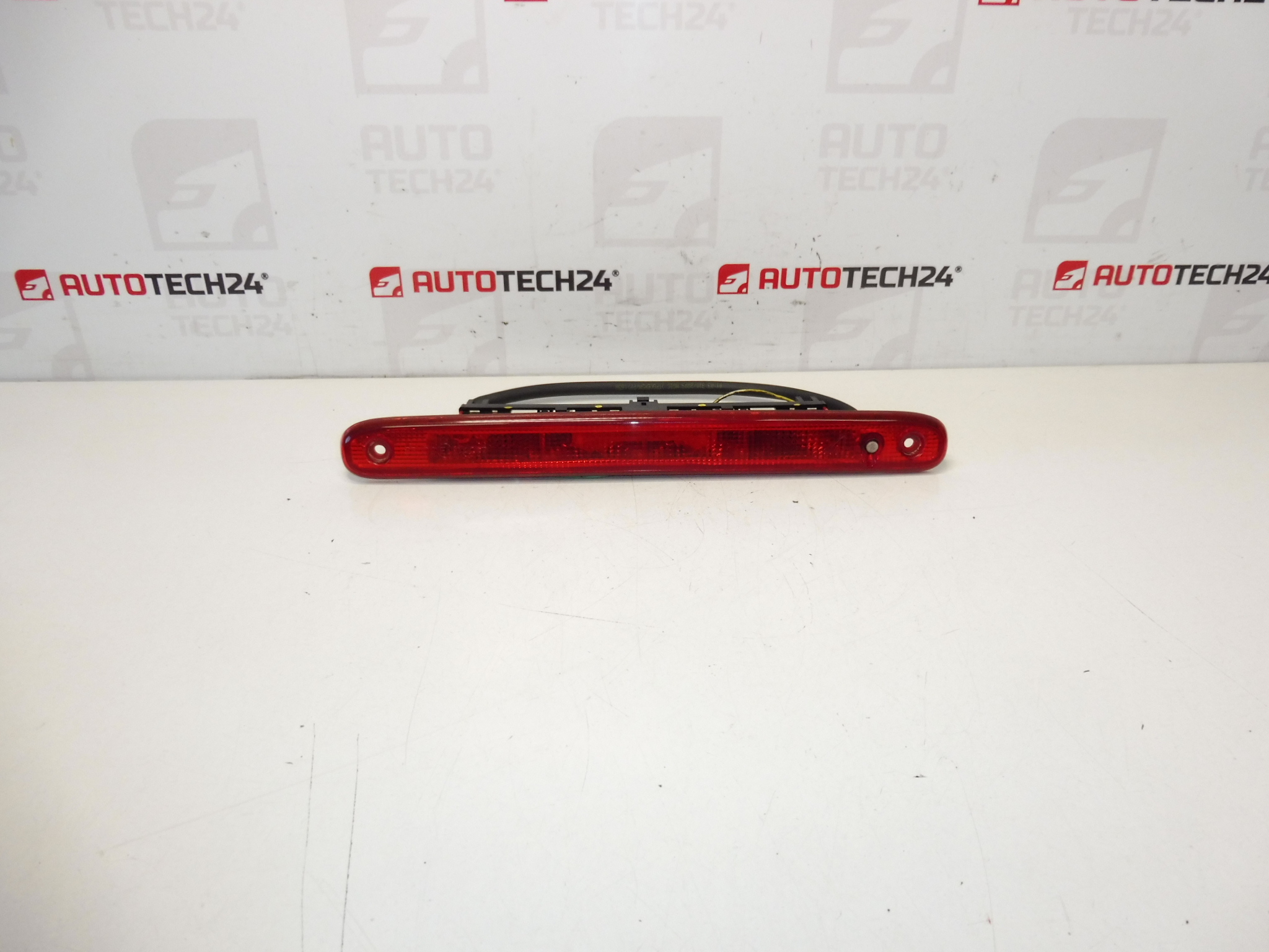 A treia lumină de frână folosit Citroën C1 Peugeot 107 1606372780