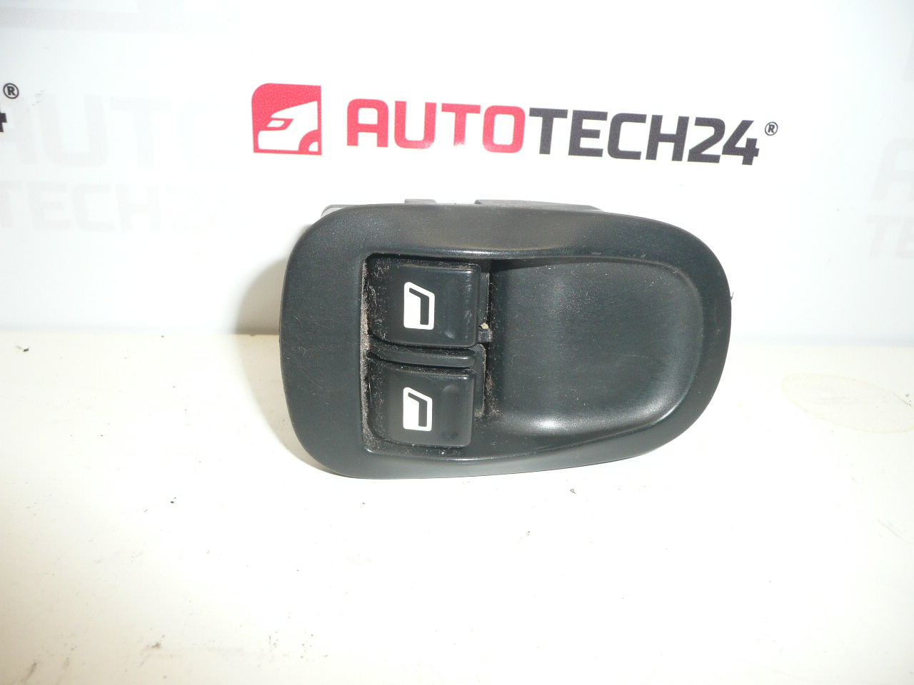 Peugeot 206 6552WQ Control geam