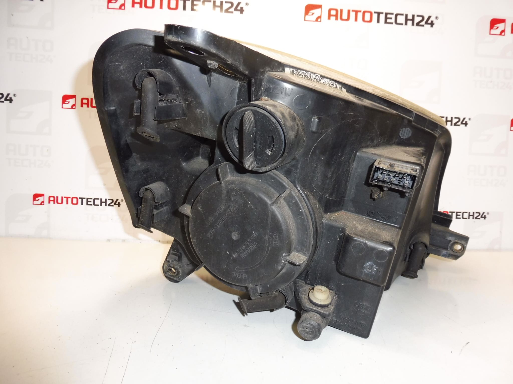 Lumina stângă Citroën Berlingo Peugeot Partner 9644150980 - imagine 2