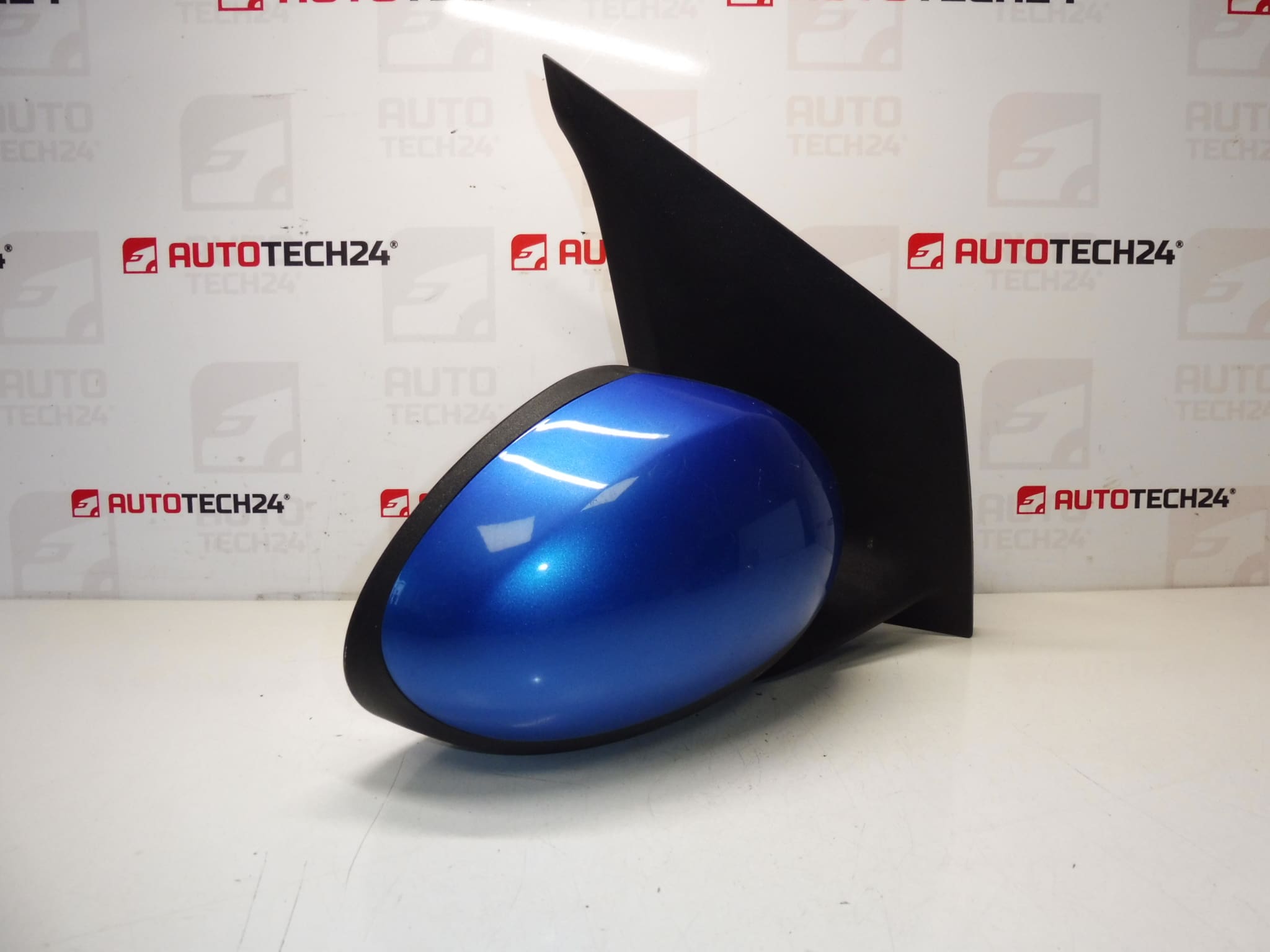 Oglindă dreapta elx citroën c1 peugeot 107 87910-011 8153ys