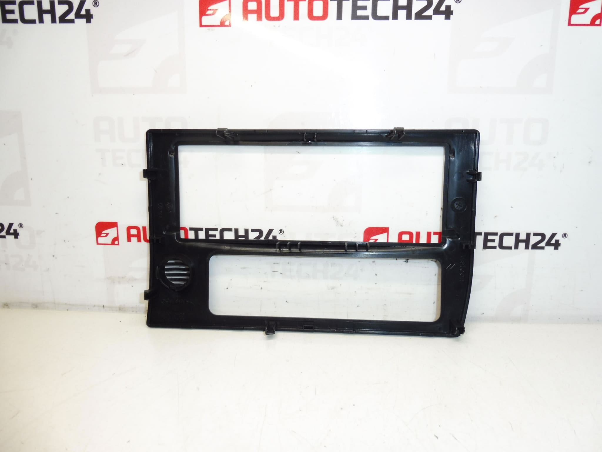 Panoul de bord Citroën Xsara 9642155077 821145 - imagine 2