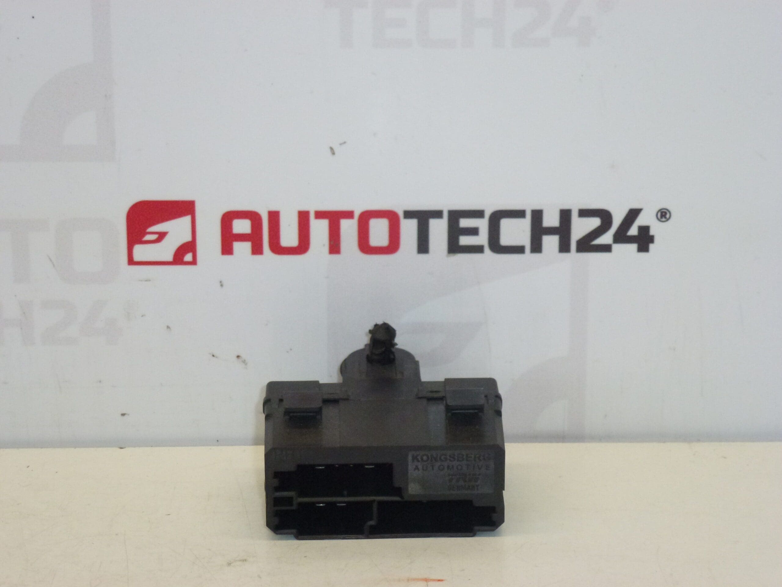 Releu incalzire scaune Citroën Peugeot 9638053380 8904WC 8906GR