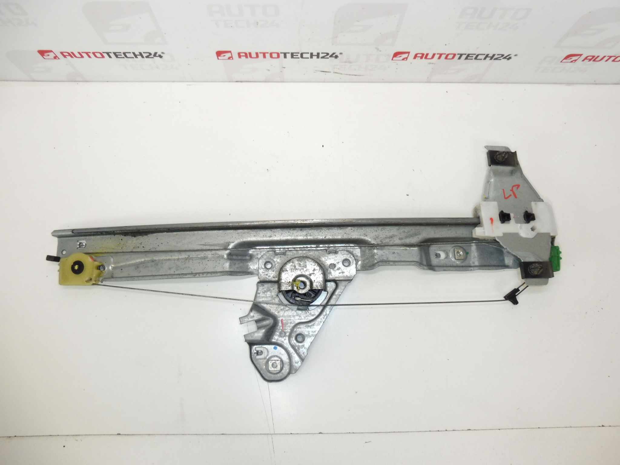 Mecanism de înfăşurare geam stânga Peugeot 308 9658927080 9221CW