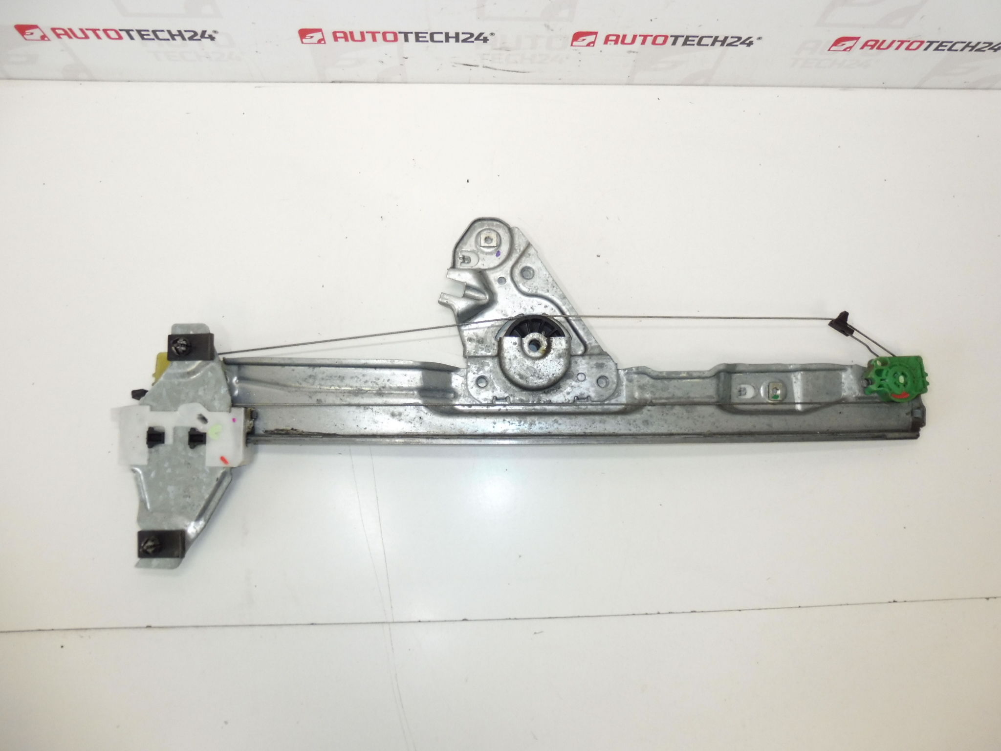 Mecanism tragere geam dreapta Peugeot 308 9658926980 9222CV