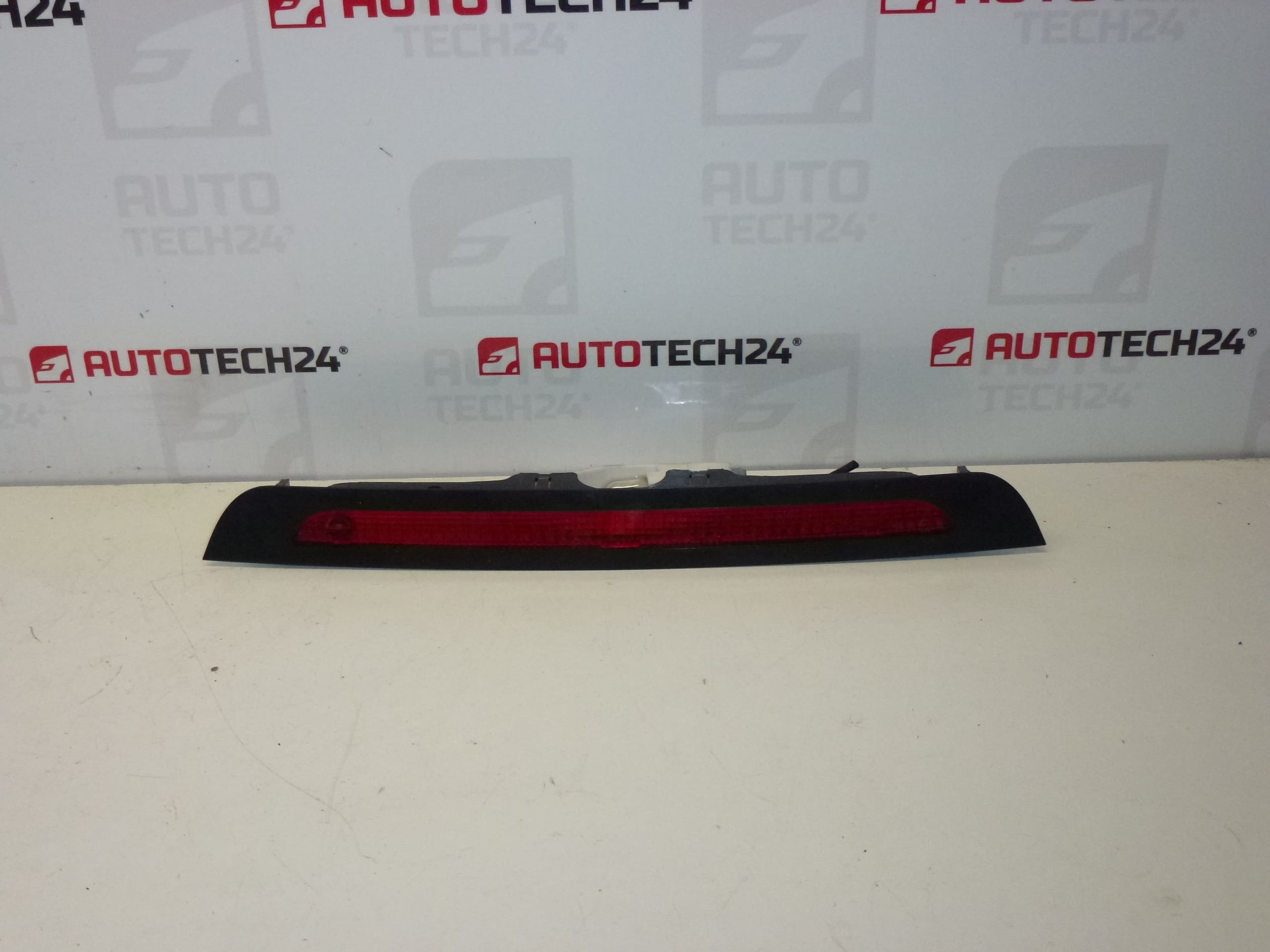 Lumina a treia de frana Citroën C3 9638523480 6351Q2