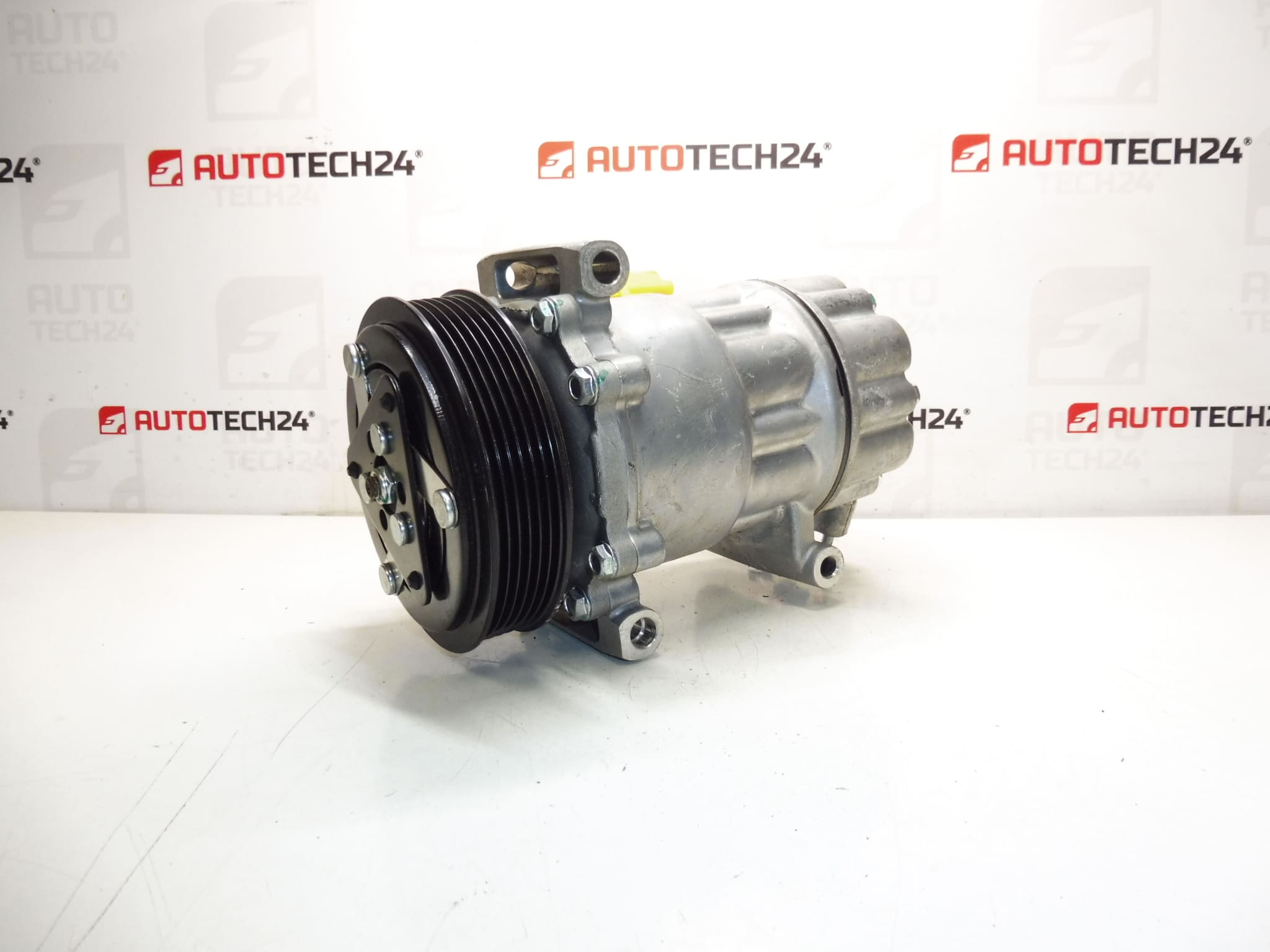 Compresor aer conditionat nou MAHLE SD6C12 1355F 9659875780