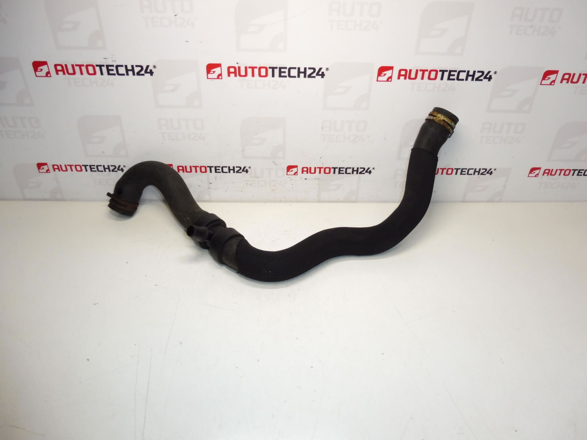 Furtun apa Citroën Peugeot 2.0 HDI 135208